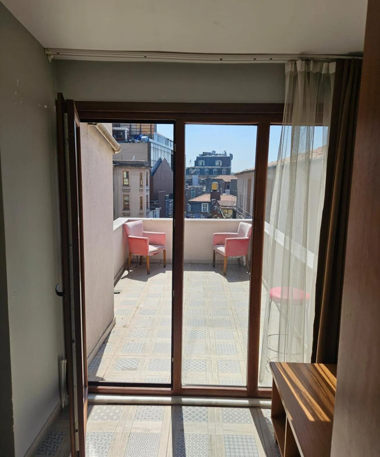 Patio in TAXIM 34 Hotel İstanbul