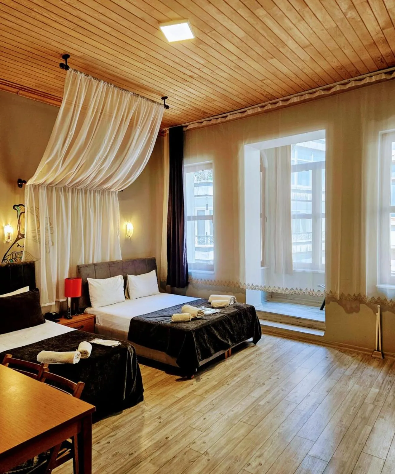 Photo of the whole room, Bed in TAXIM 34 Hotel İstanbul