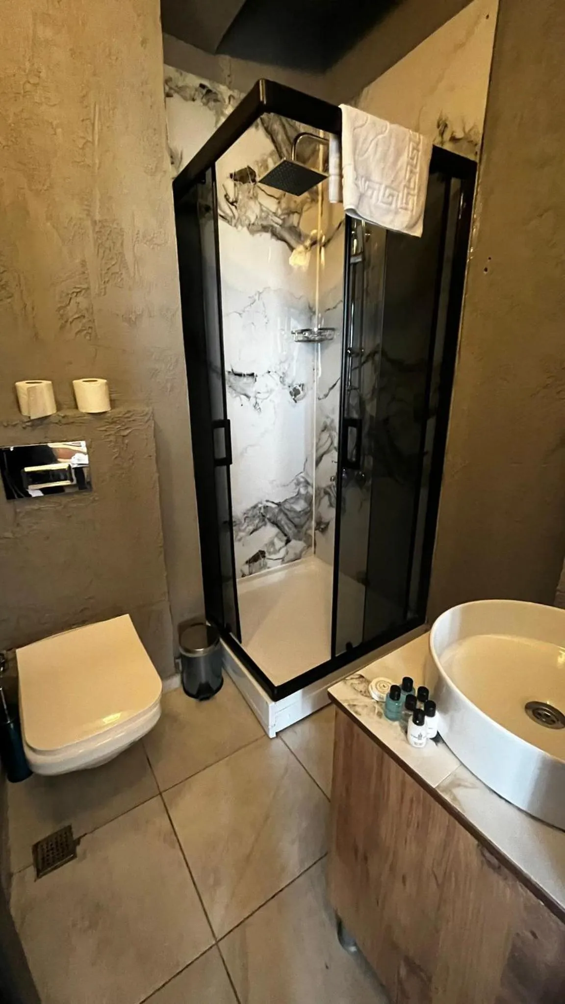 Bathroom in TAXIM 34 Hotel İstanbul