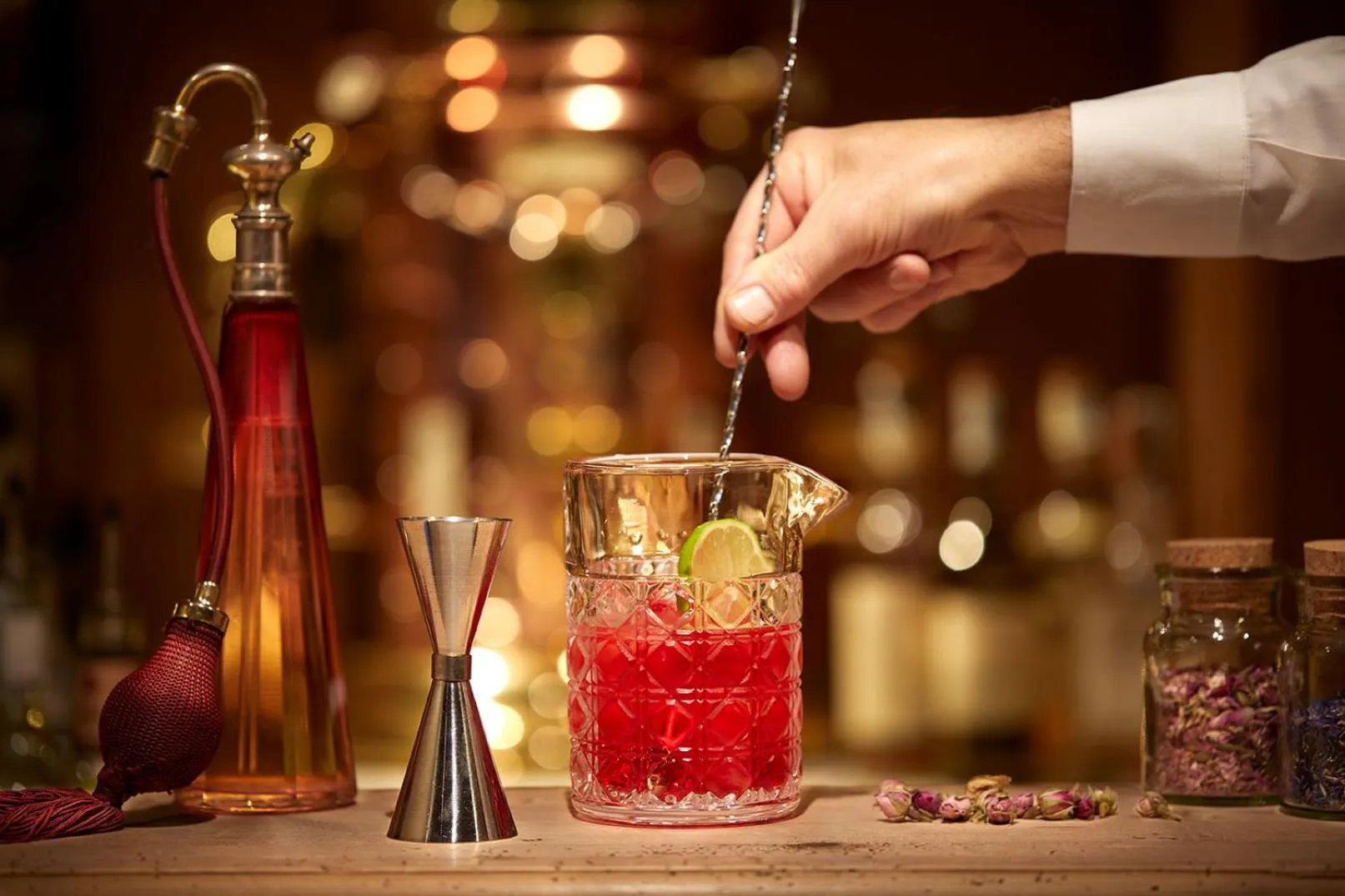 Lounge or bar in Hotel Miramonti