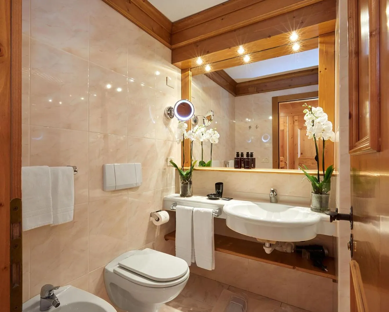 Bathroom in Hotel Miramonti