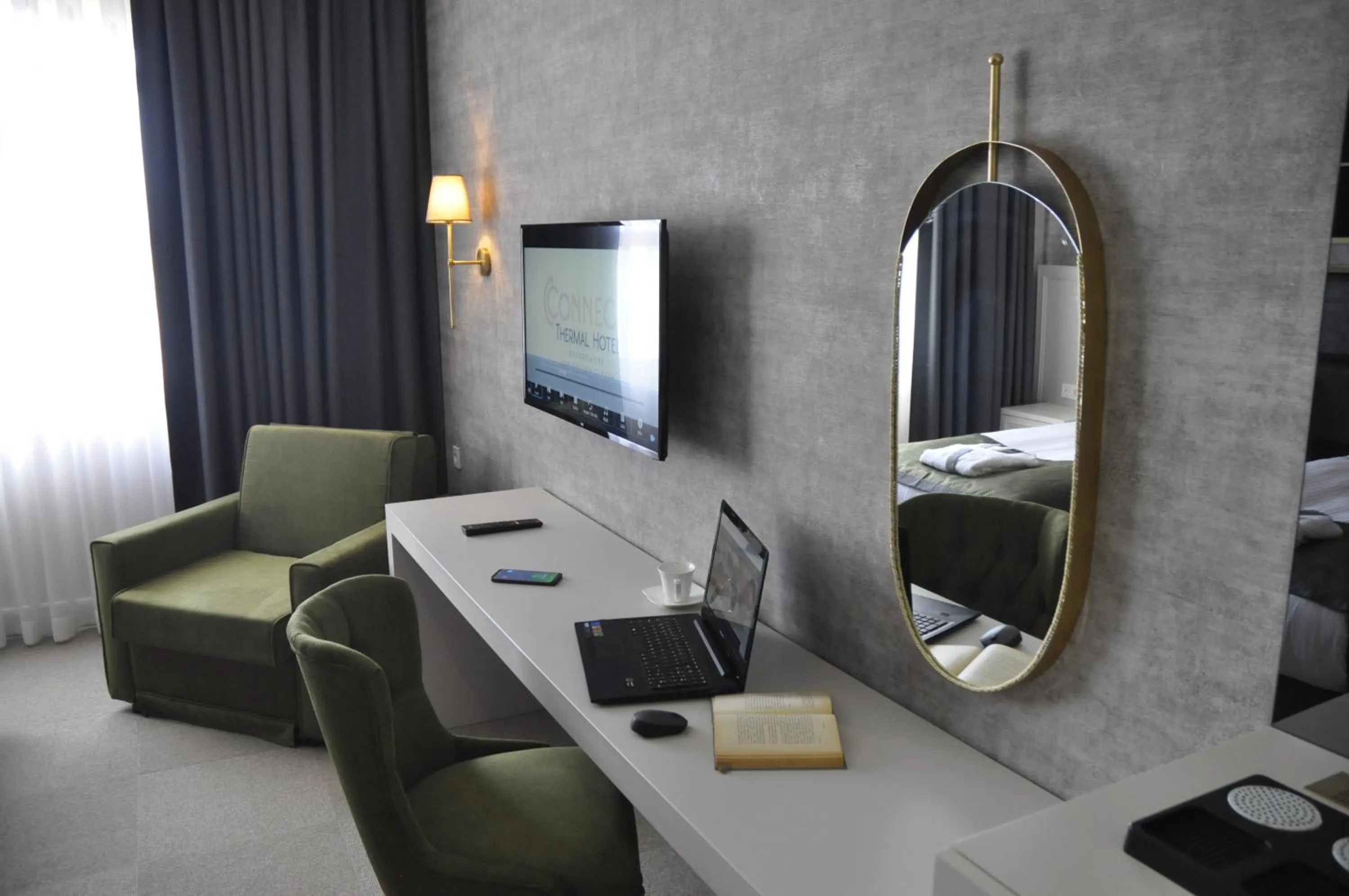 TV and multimedia in CONNECT THERMAL HOTEL