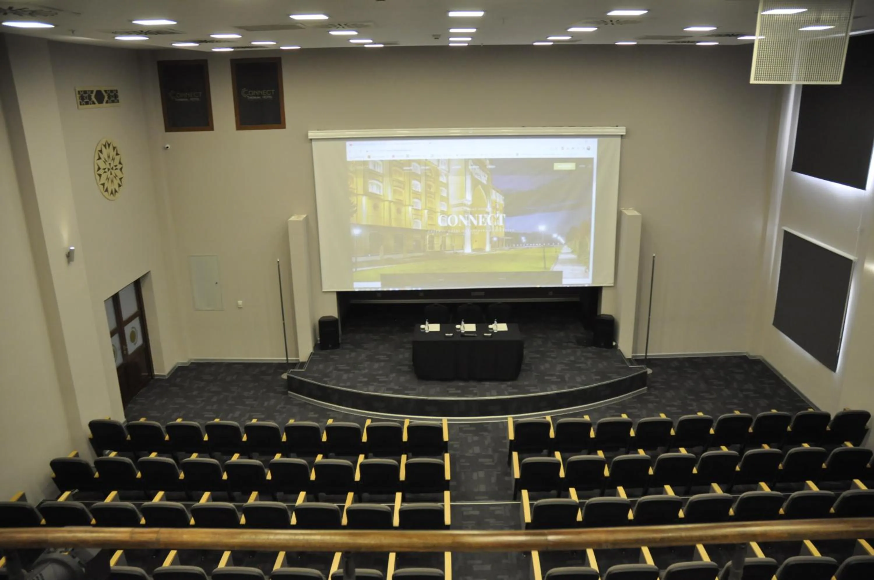 Business facilities in CONNECT THERMAL HOTEL