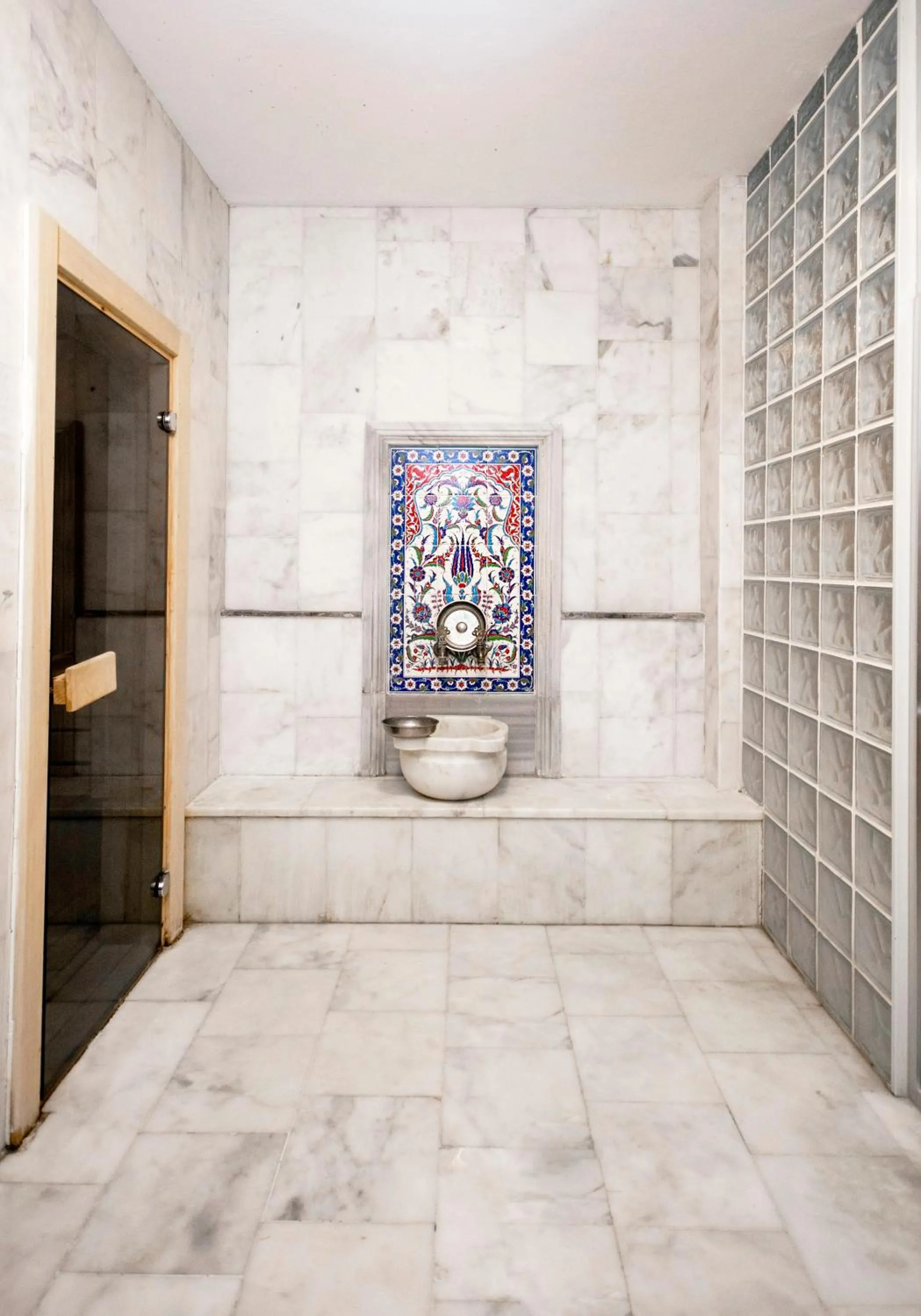 Hot Spring Bath in CONNECT THERMAL HOTEL