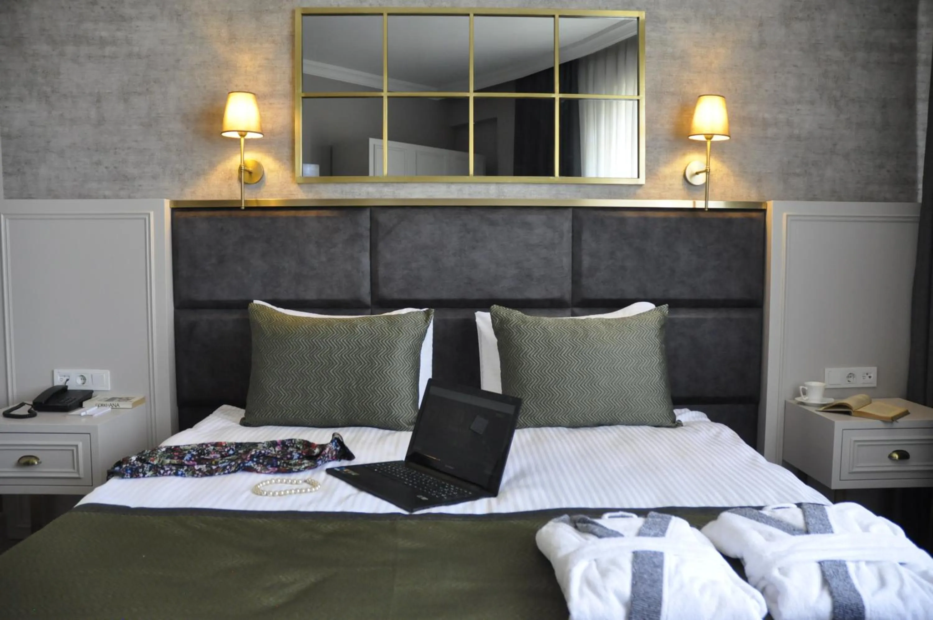 Bed in CONNECT THERMAL HOTEL