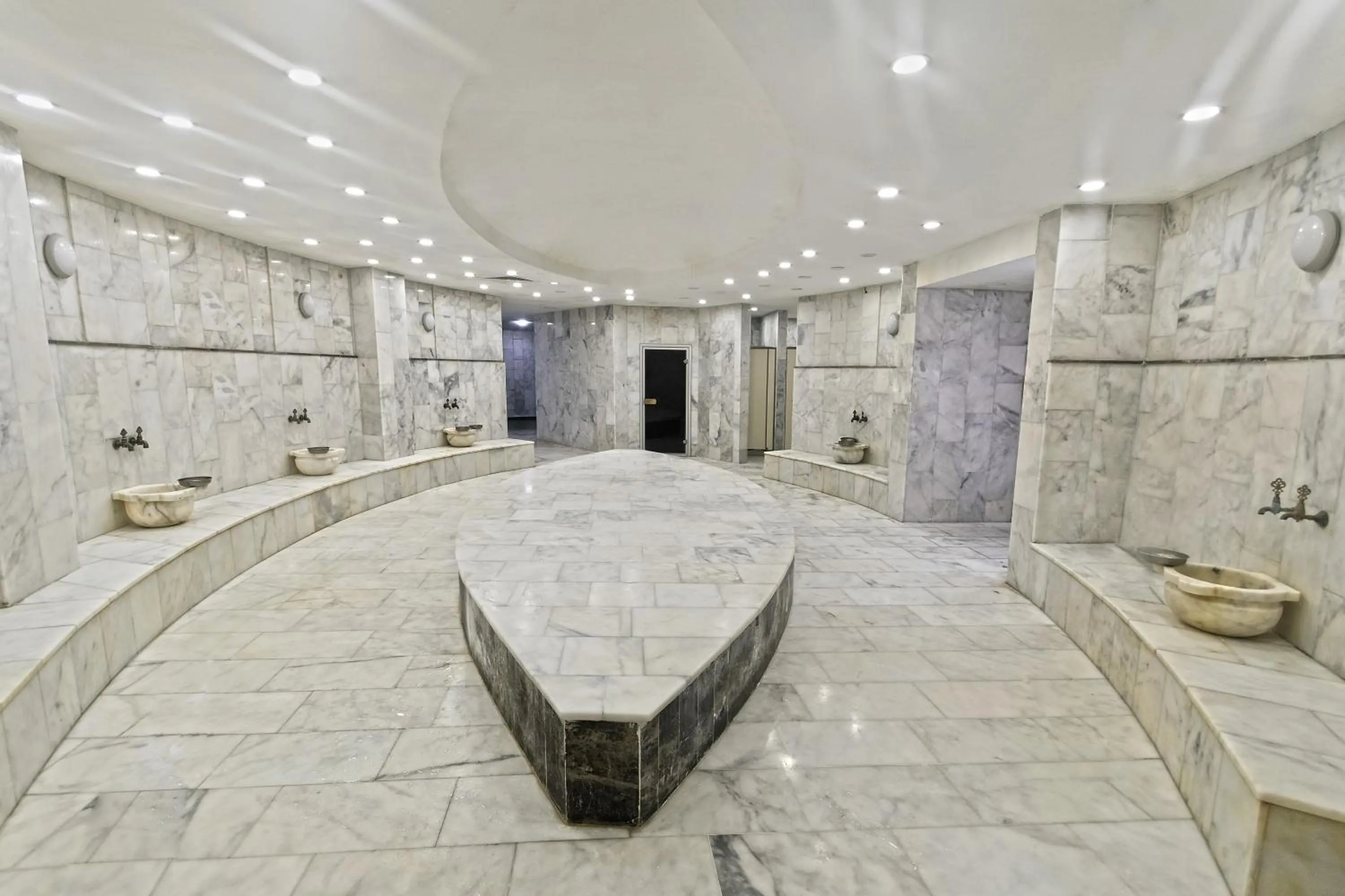 Public Bath in CONNECT THERMAL HOTEL