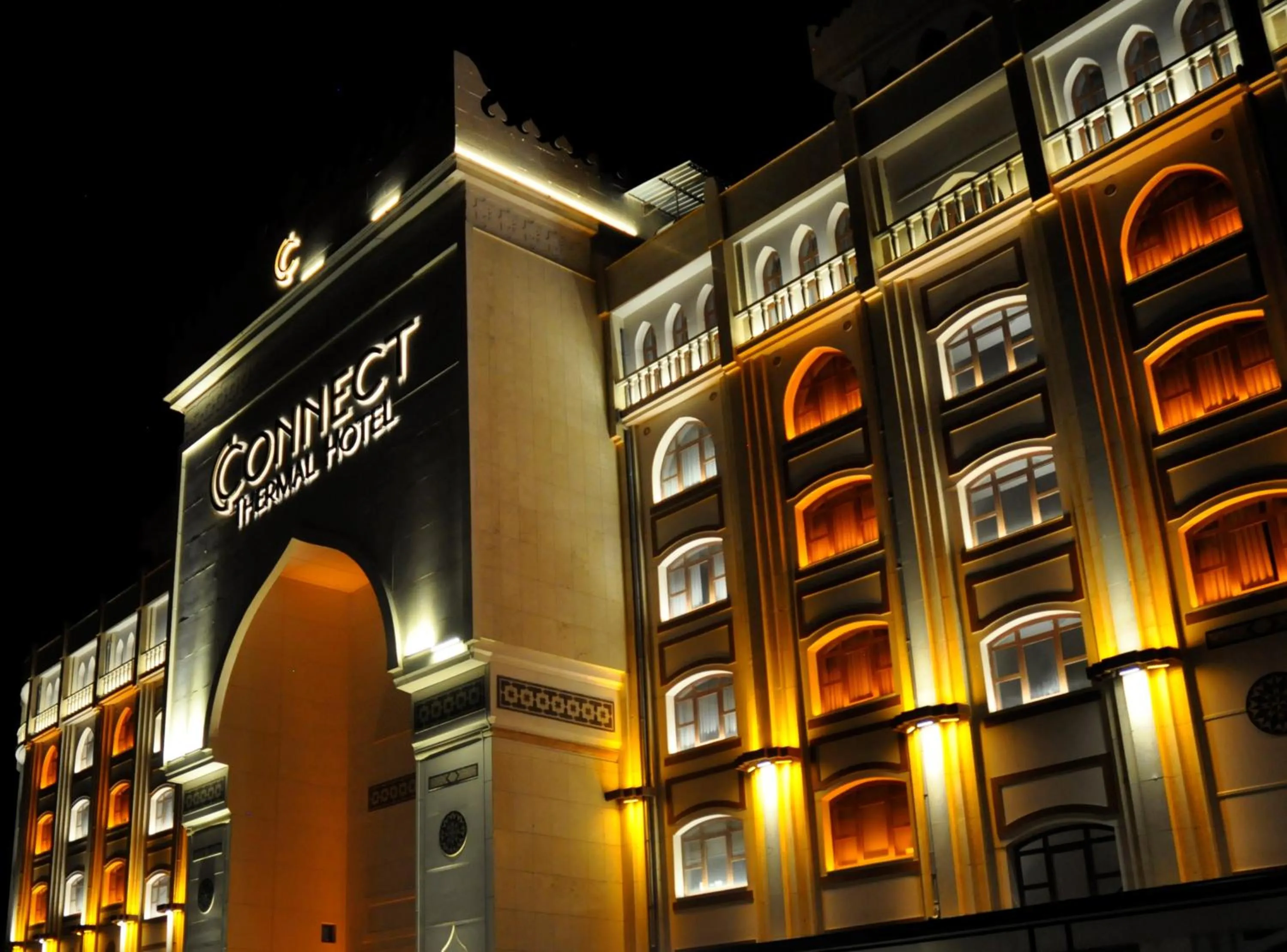 Property building in CONNECT THERMAL HOTEL