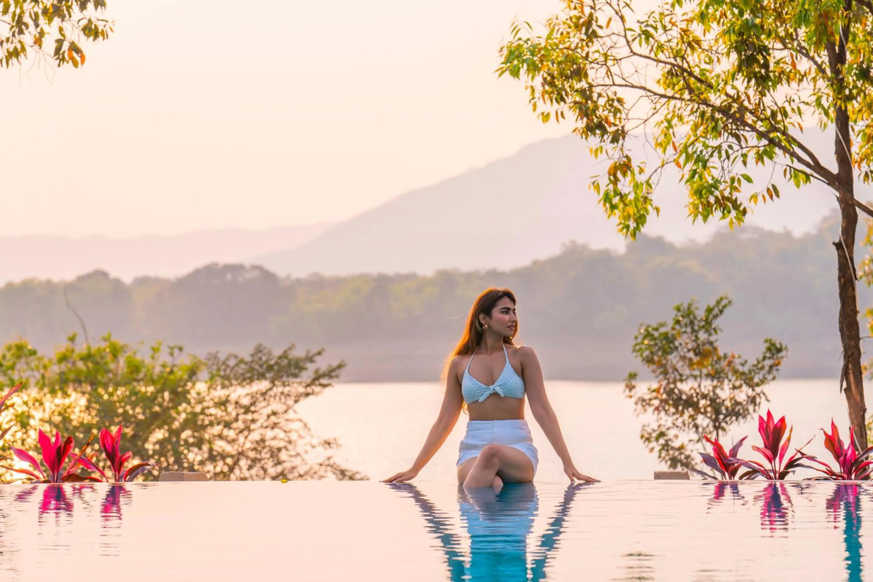 Swimming pool in Zostel Plus Lonavala