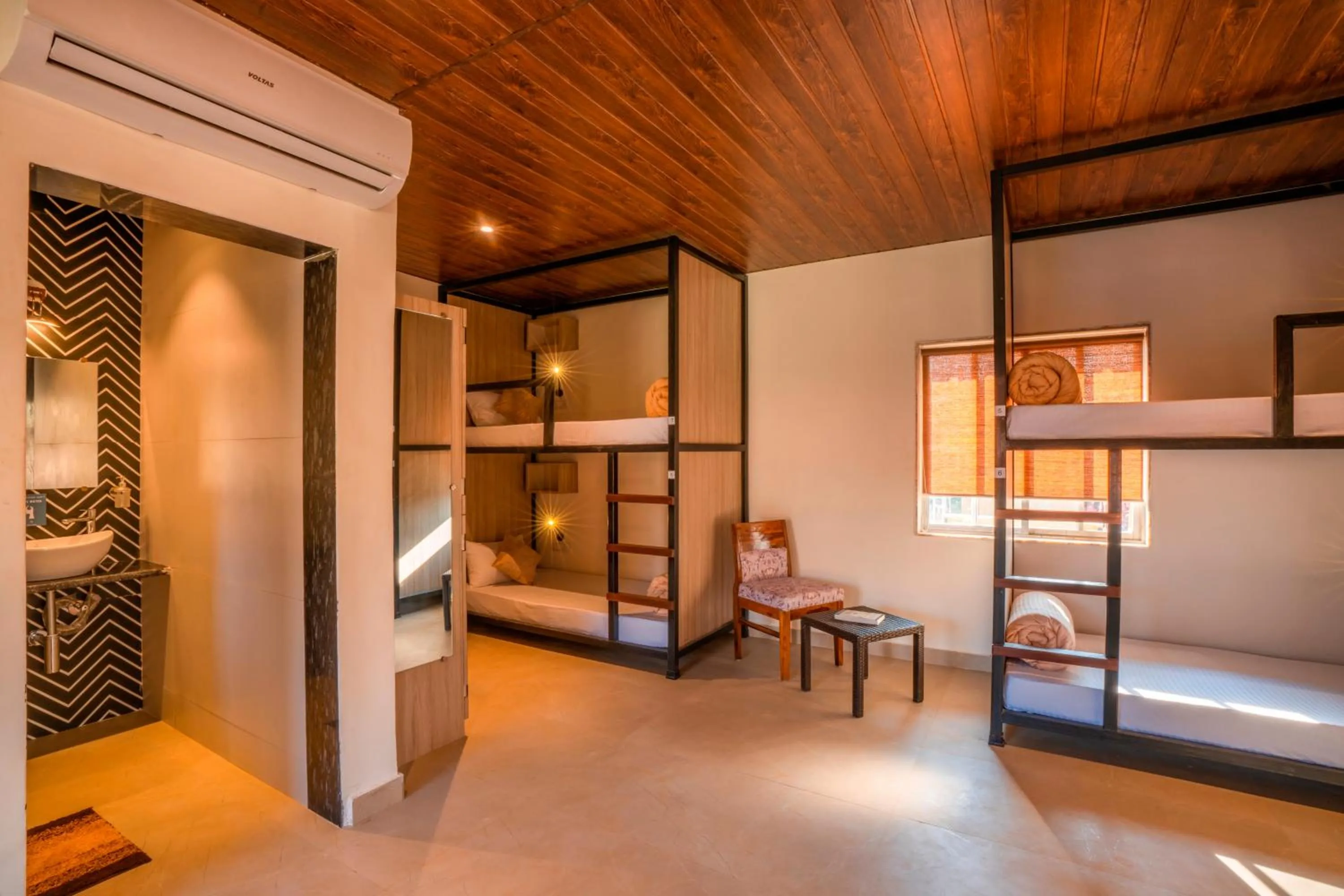 bunk bed, Bed in Zostel Plus Lonavala