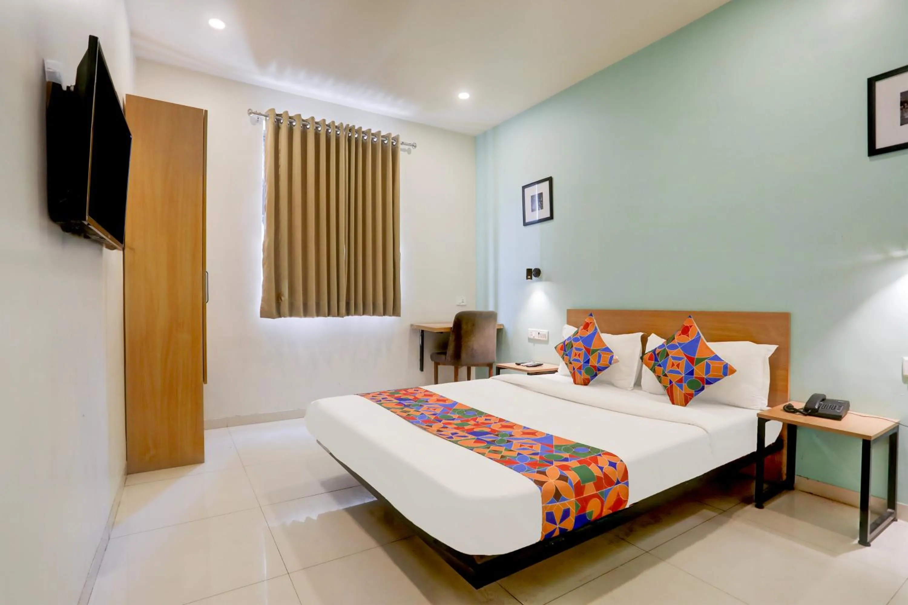 Bed in FabHotel Prime Ace II - Near Jupiter Hospital