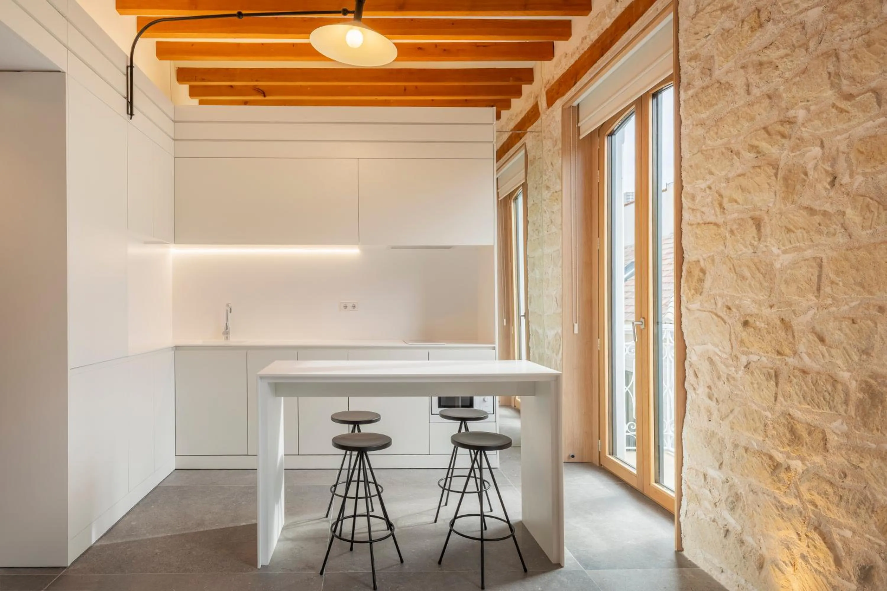 kitchen in Tandem Pórtico Alicante Suites