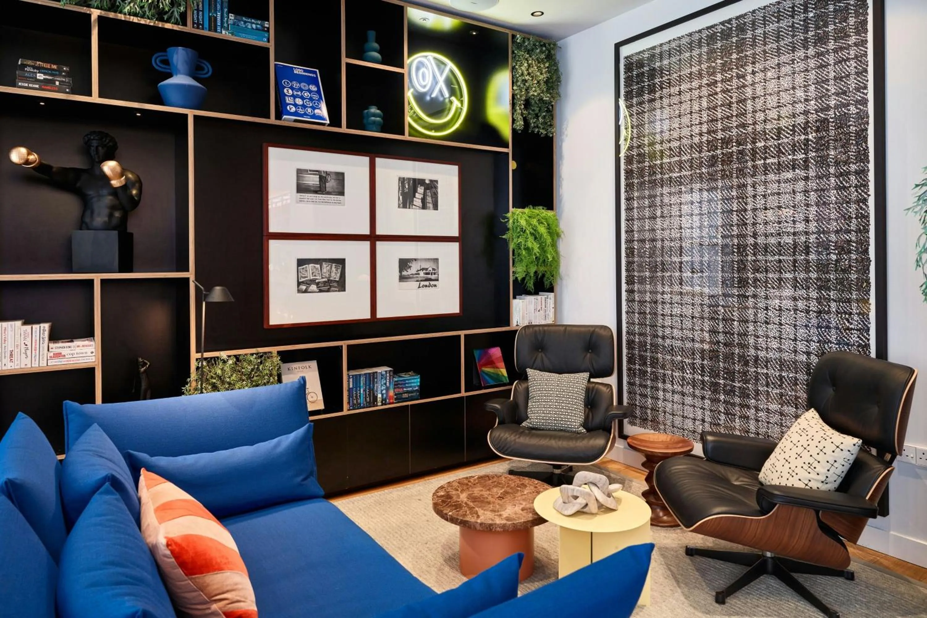 Lobby or reception in citizenM London Victoria Station