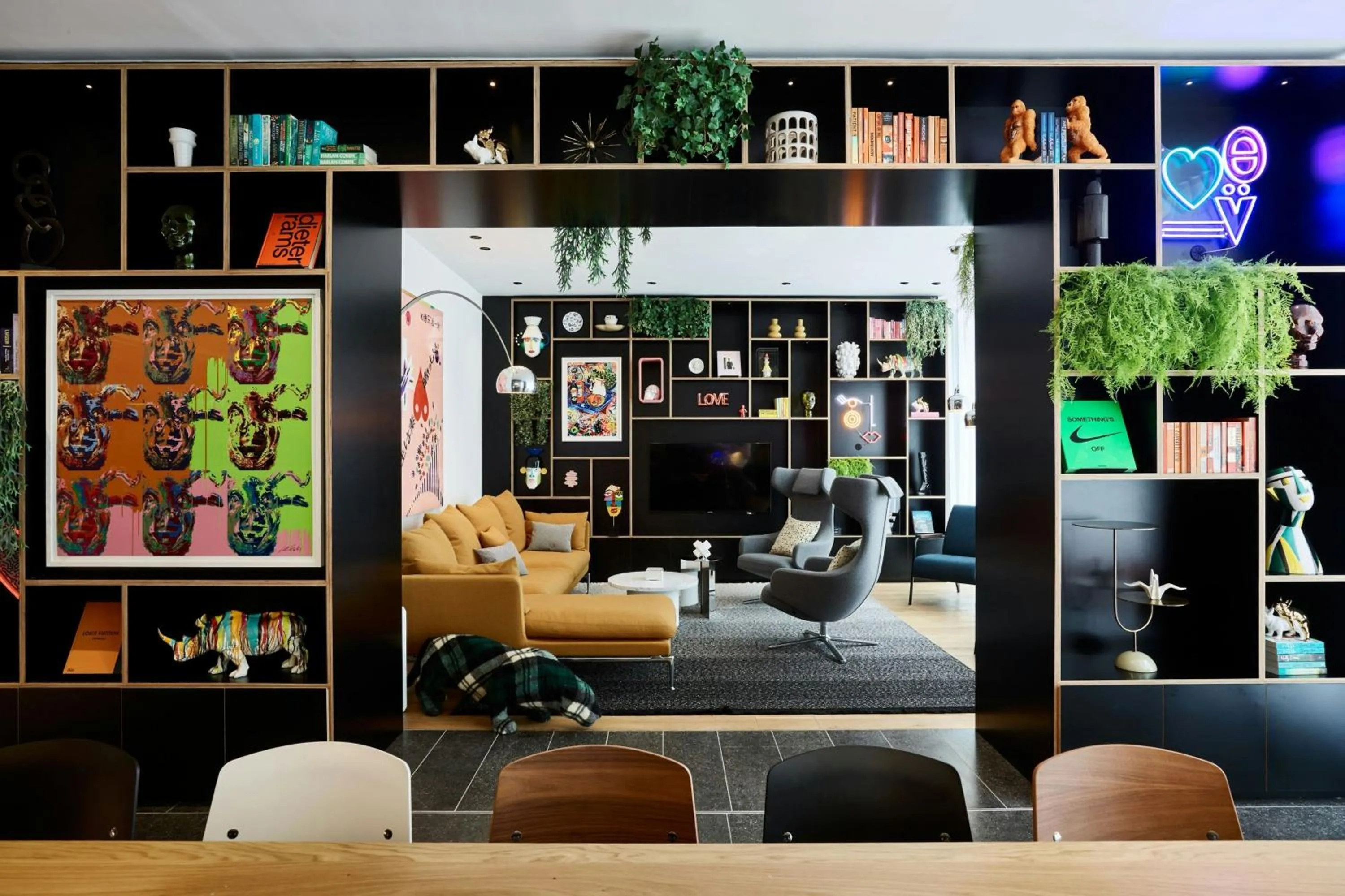 Lobby or reception in citizenM London Victoria Station