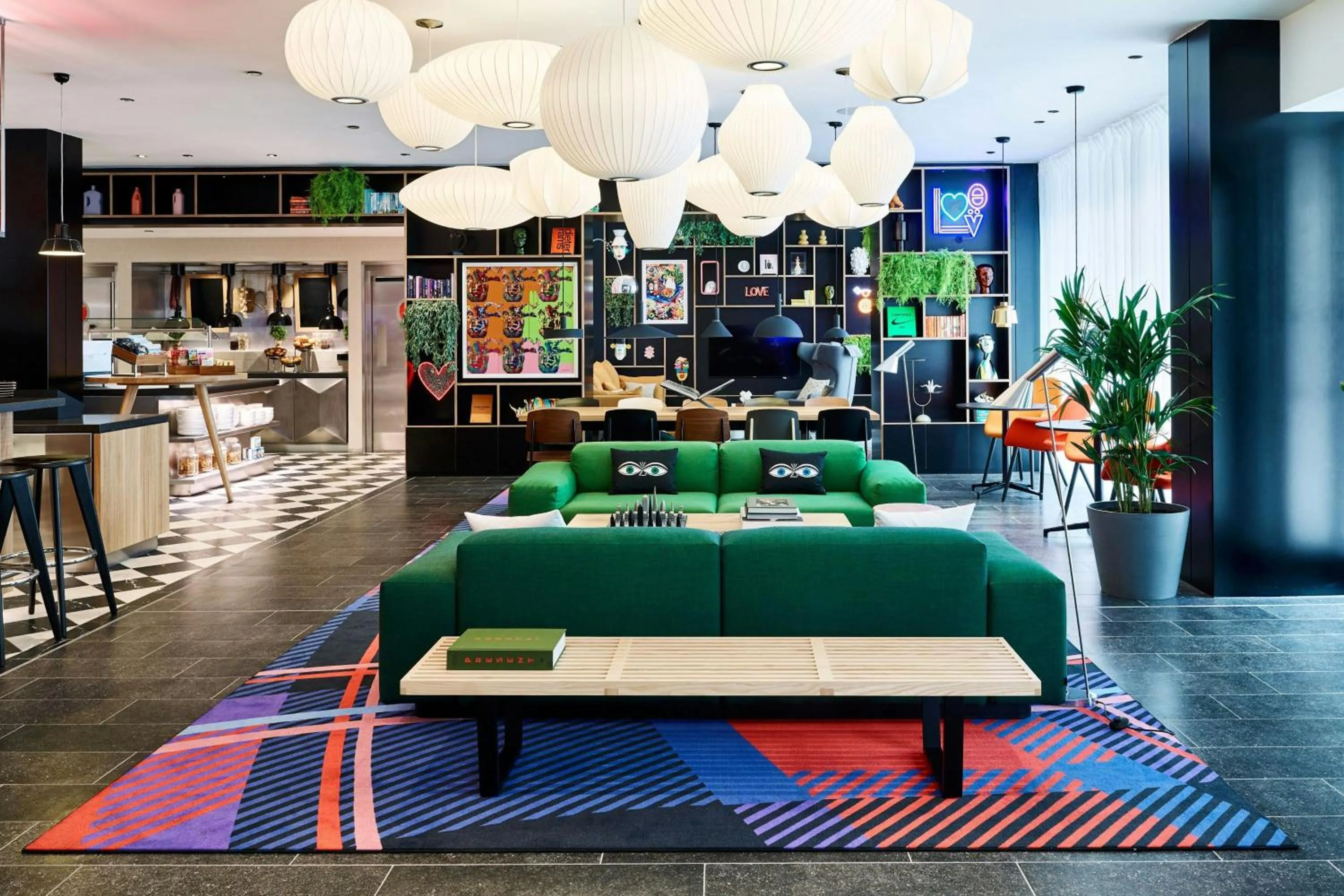 Lobby or reception in citizenM London Victoria Station