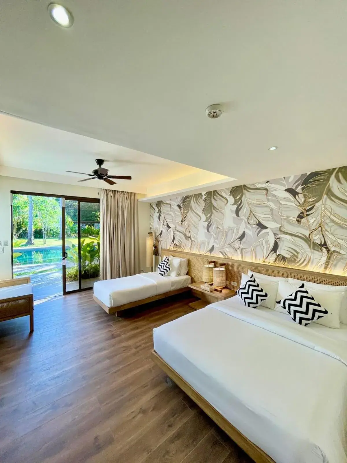 Deluxe Suite in Isla Amara Resort Deluxe Suite in Isla Amara Resort