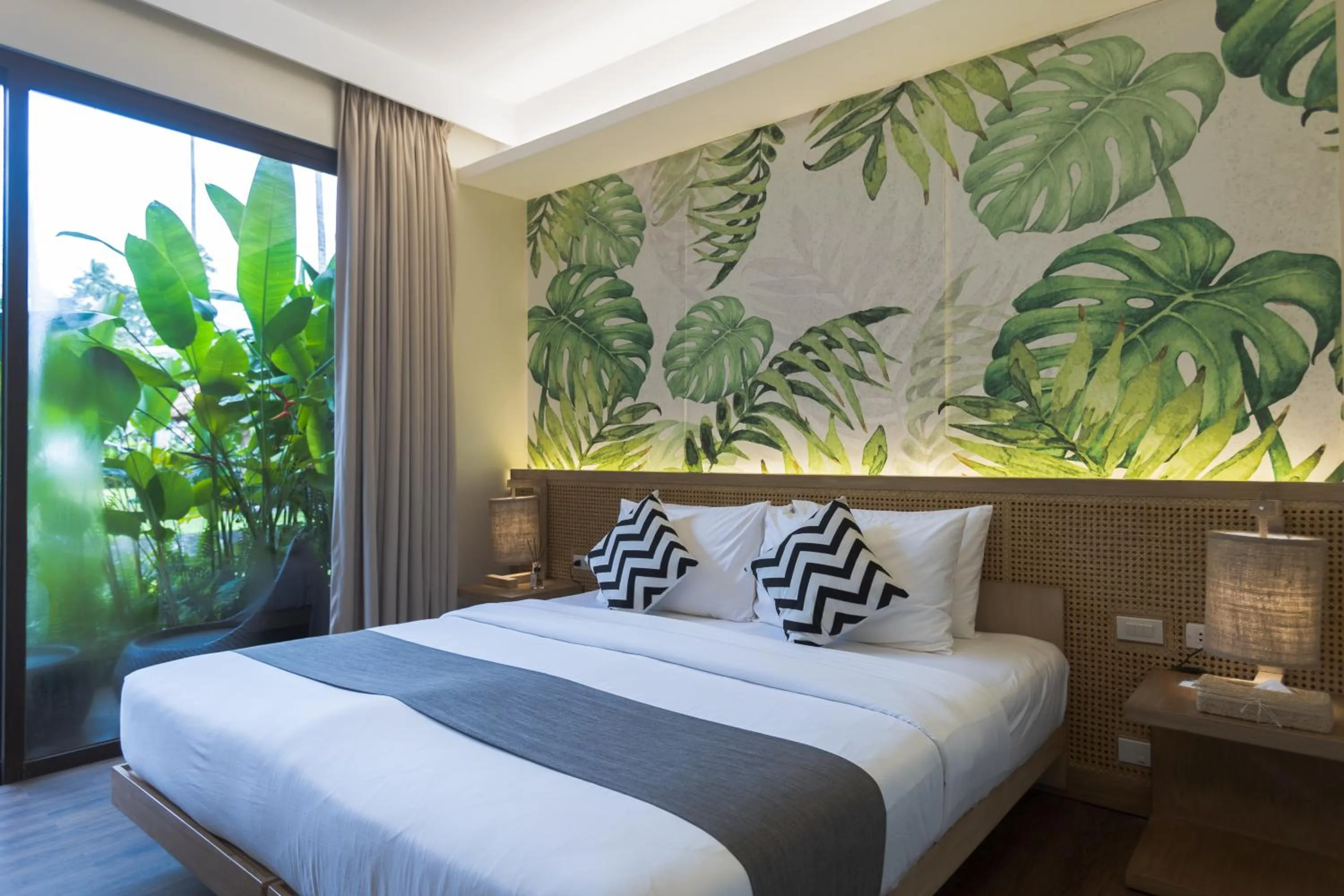 Bed in Isla Amara Resort