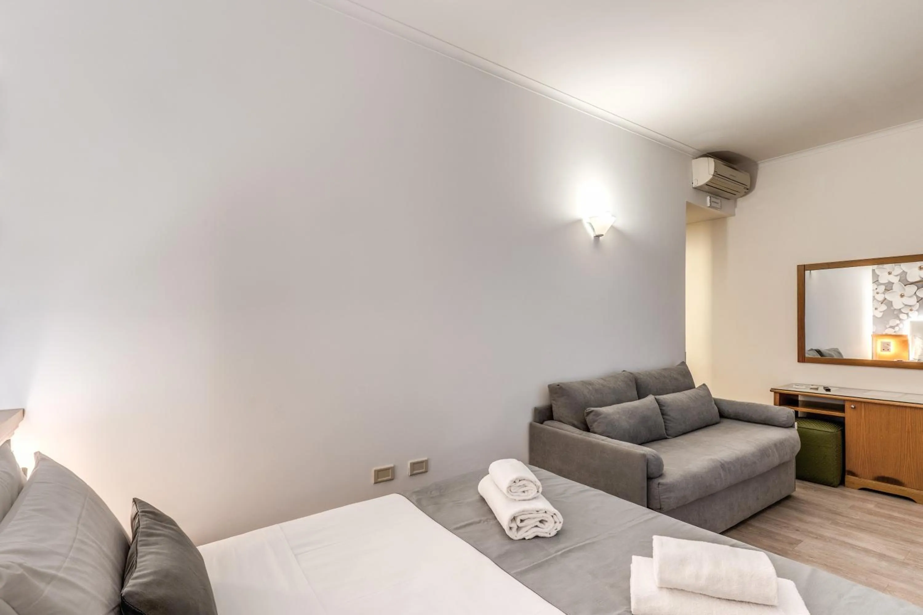 Bed in Roma dei Papi B&B