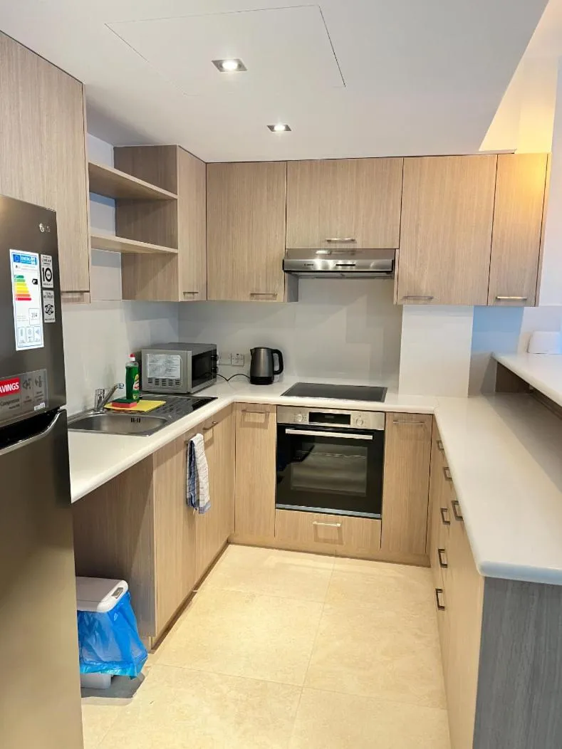 microwave in Aphrodite Plaza