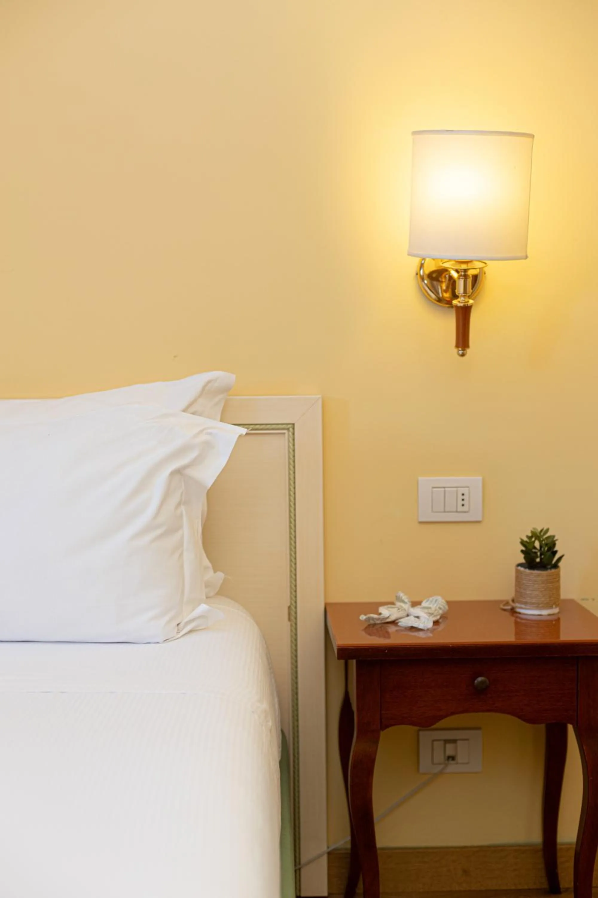 Bed in LVG Hotel Collection - Pallanza