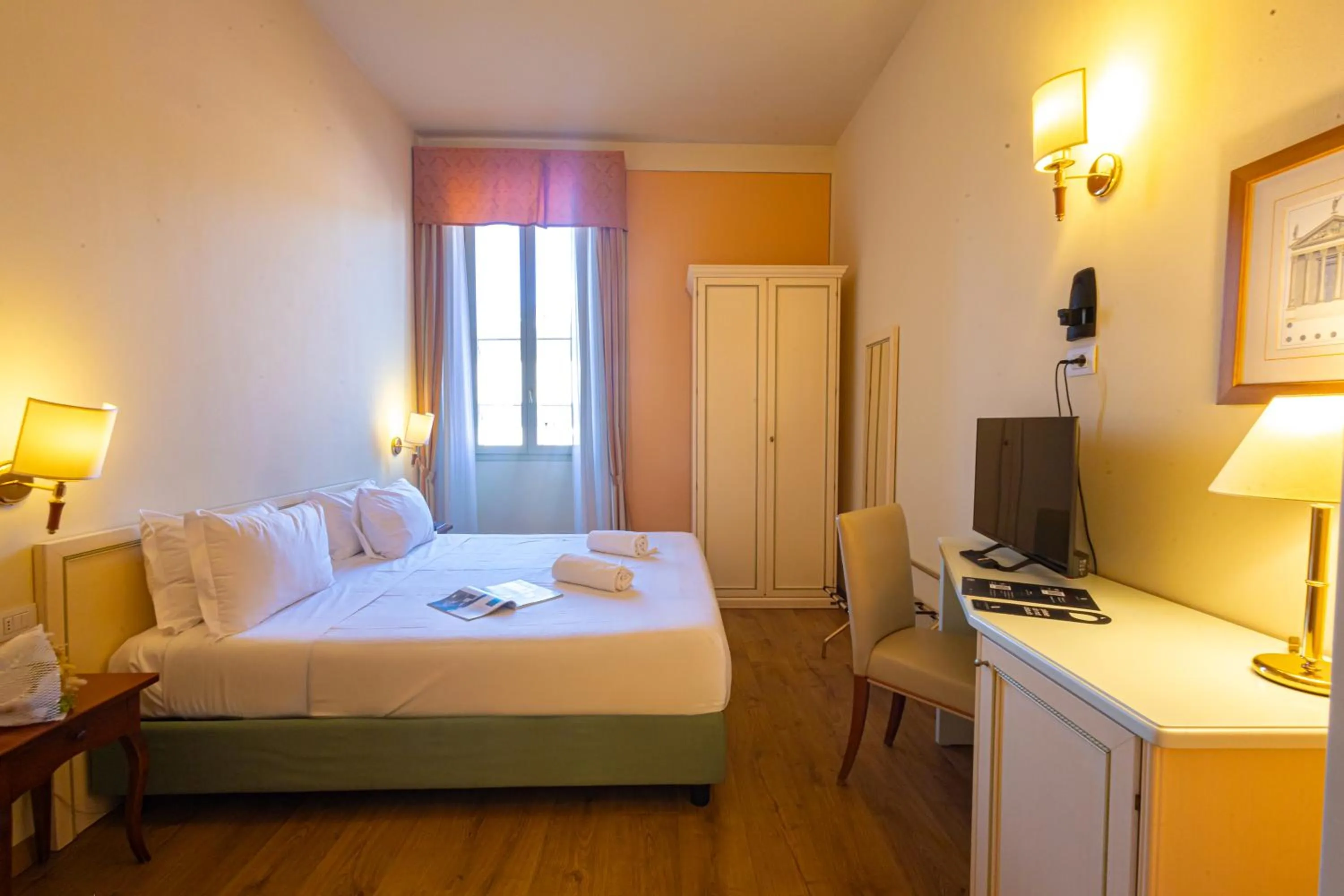 Bed in LVG Hotel Collection - Pallanza