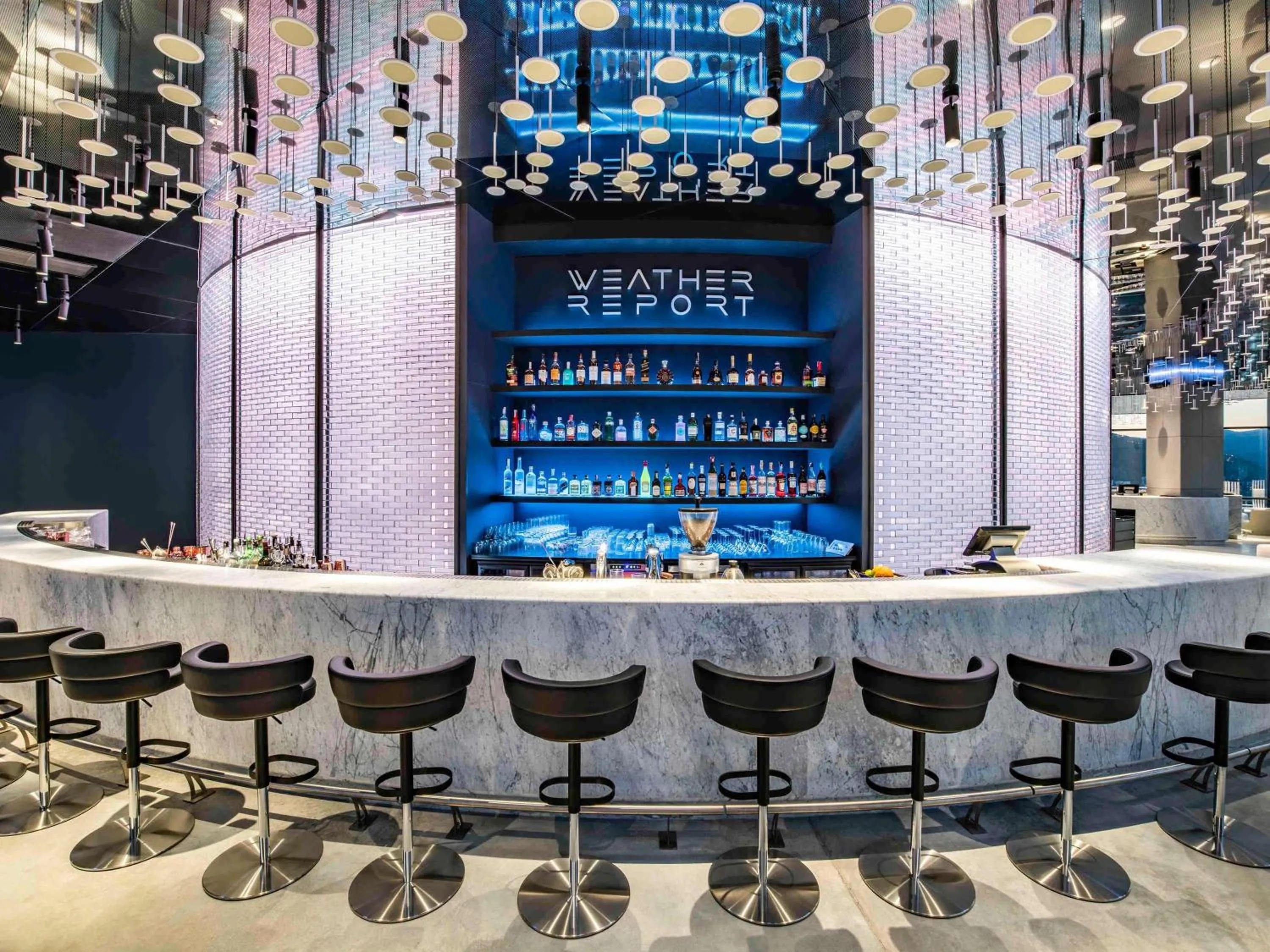 Lounge or bar in Pullman Tbilisi Axis Towers