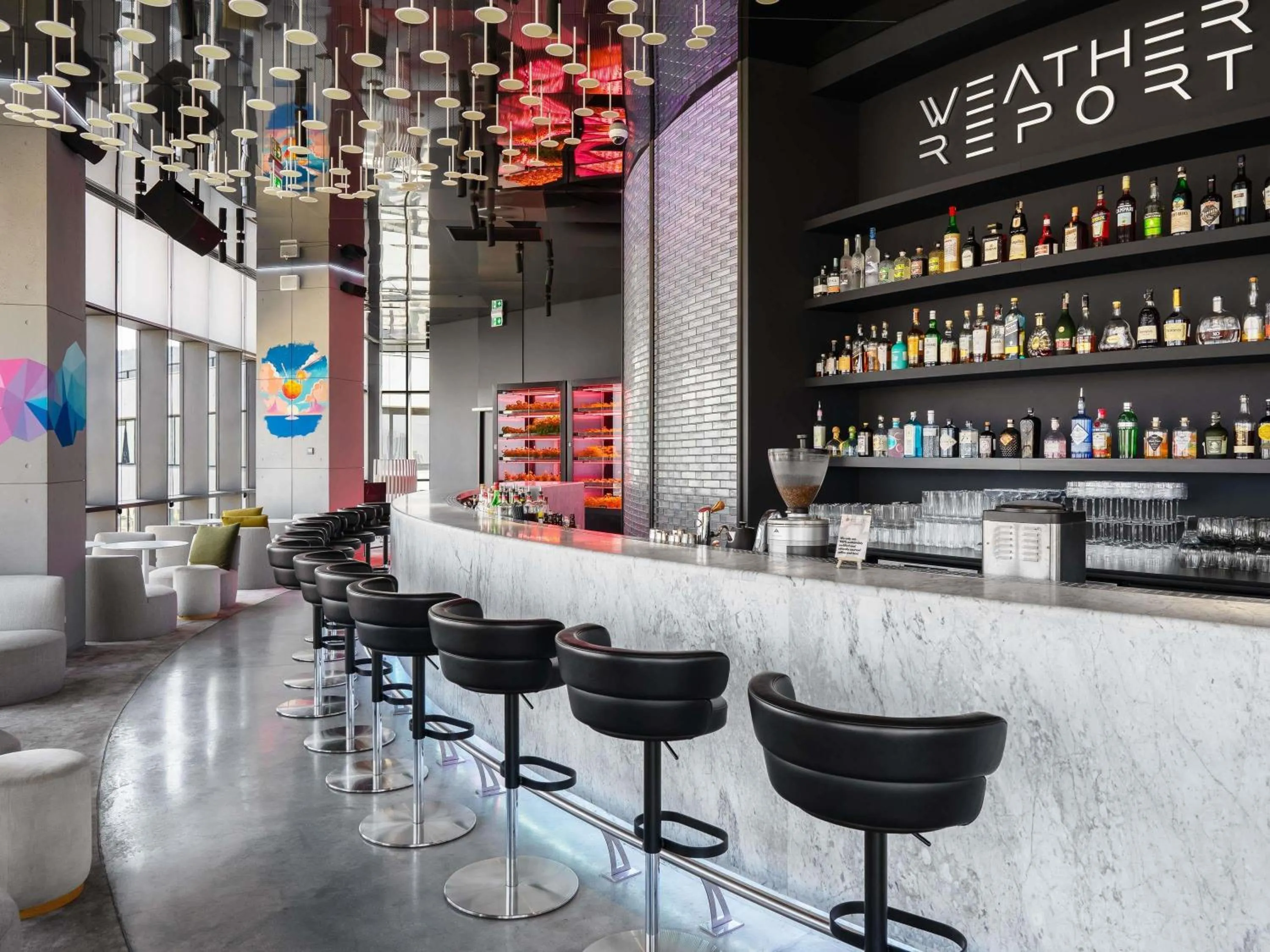 Lounge or bar in Pullman Tbilisi Axis Towers