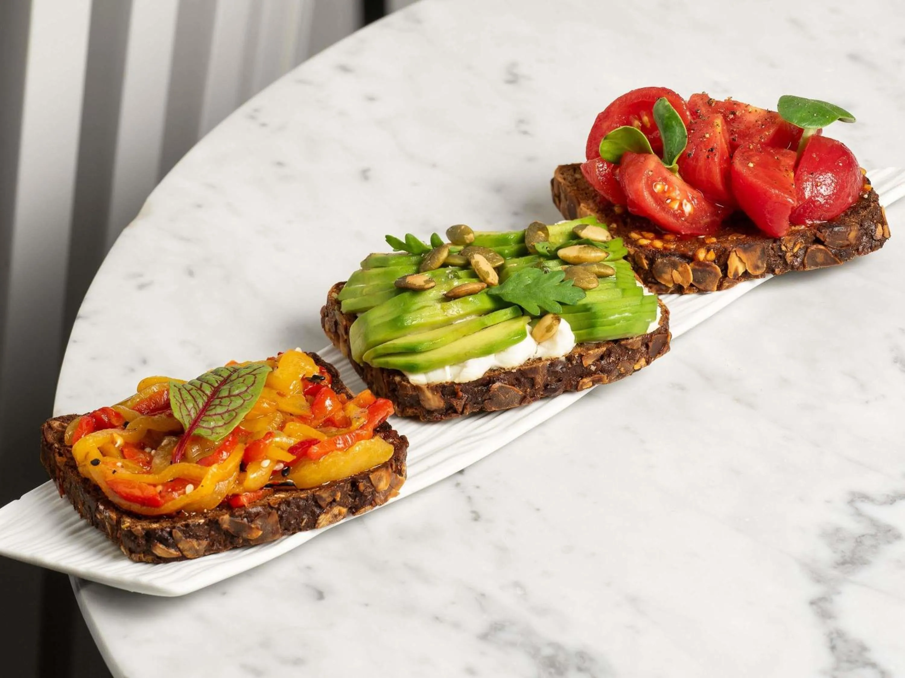 Lounge or bar in Pullman Tbilisi Axis Towers