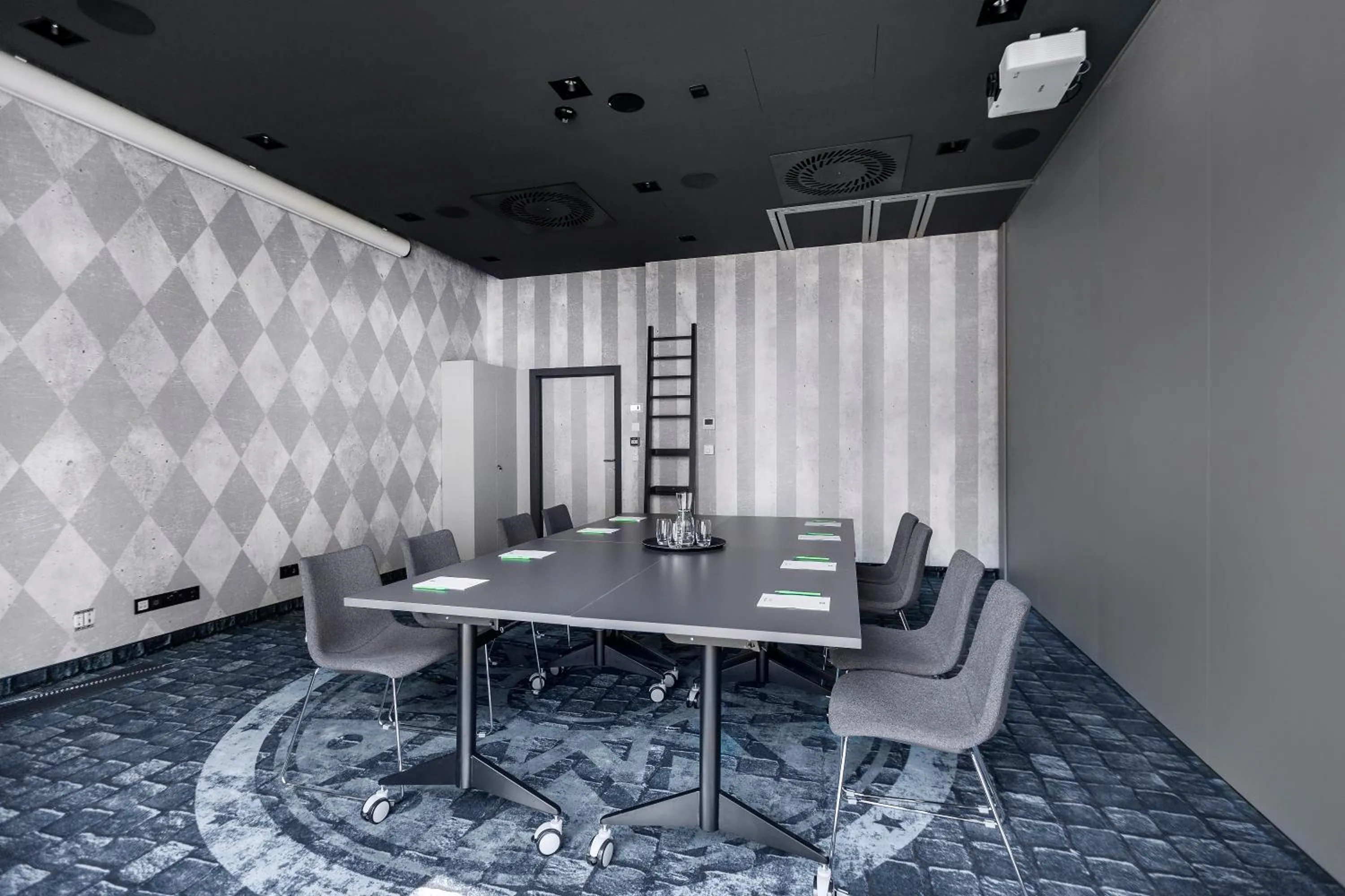 Meeting/conference room in ibis Styles Szczecin Stare Miasto