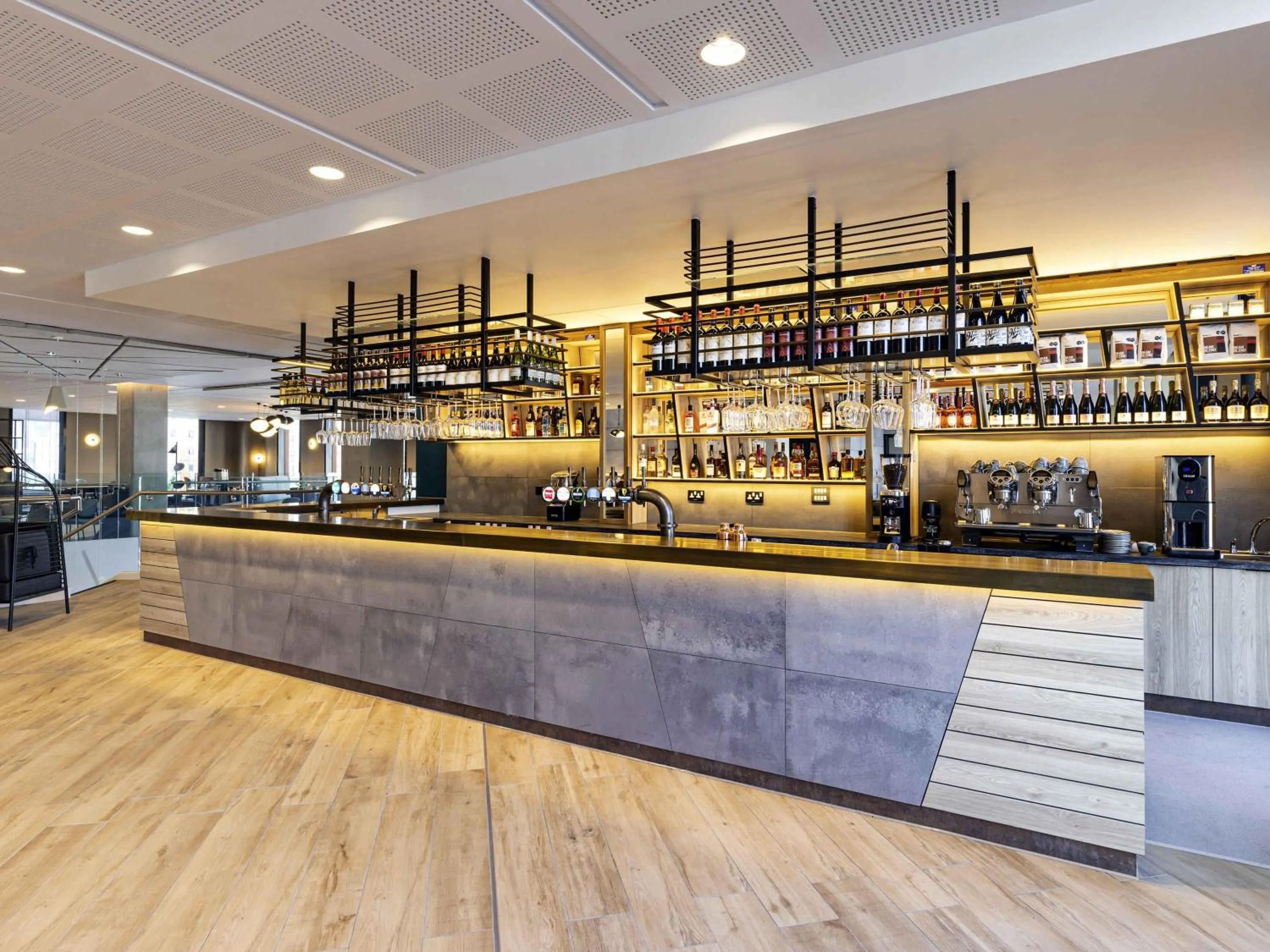 Property building in Novotel Liverpool Paddington Village