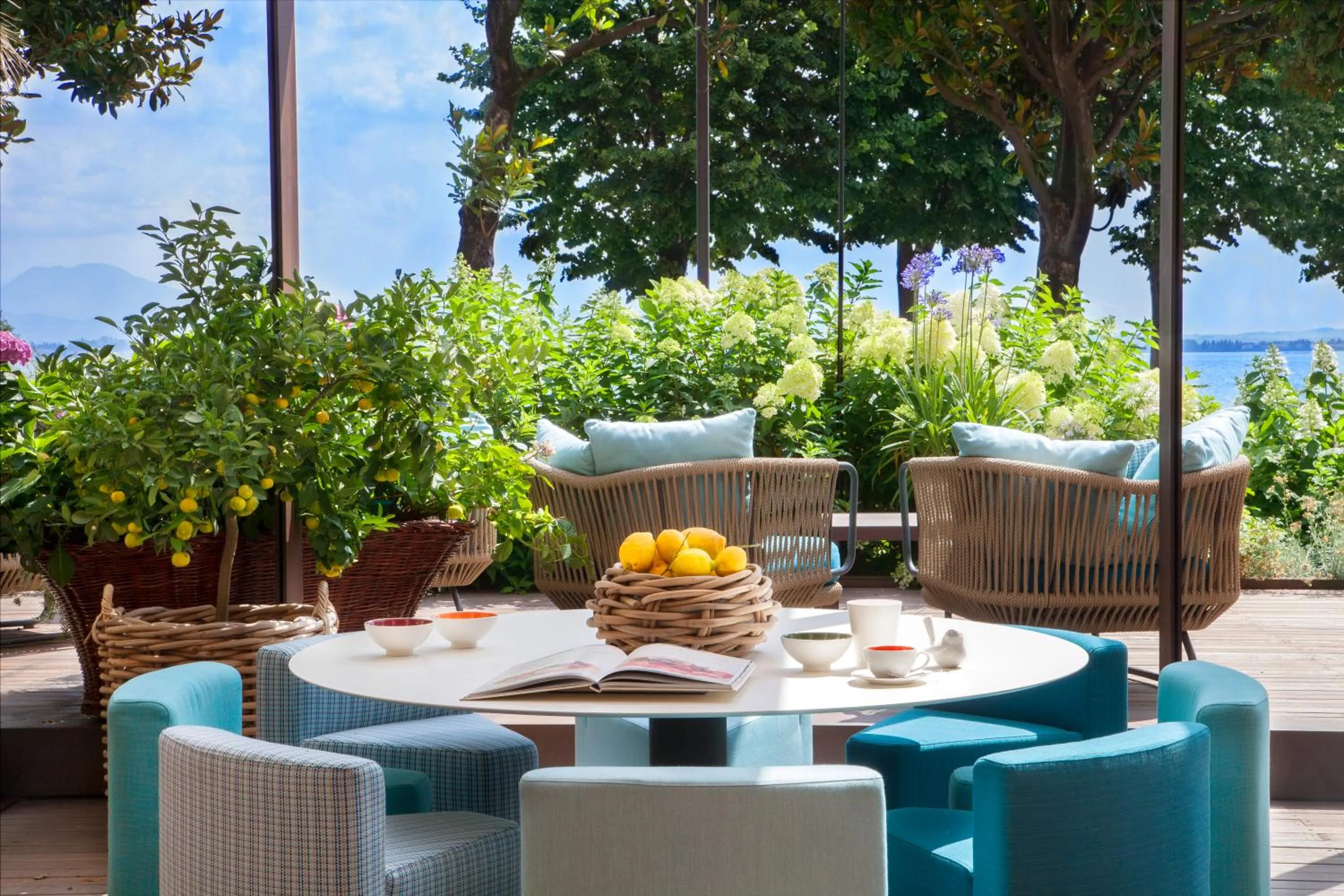 Restaurant/places to eat in Park Hotel