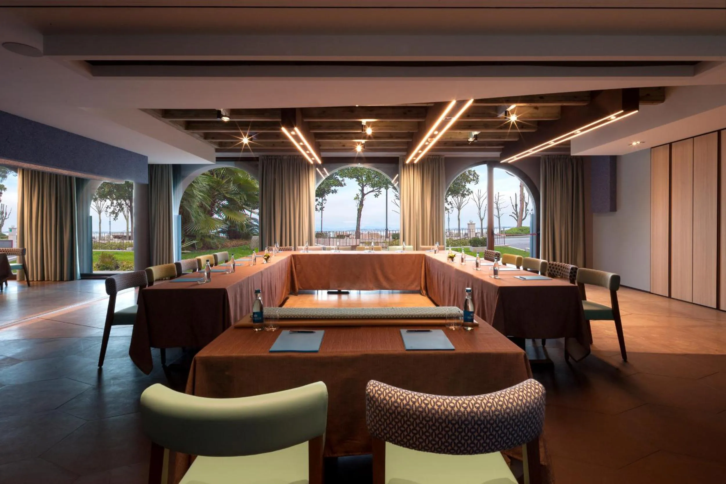 Meeting/conference room in Park Hotel