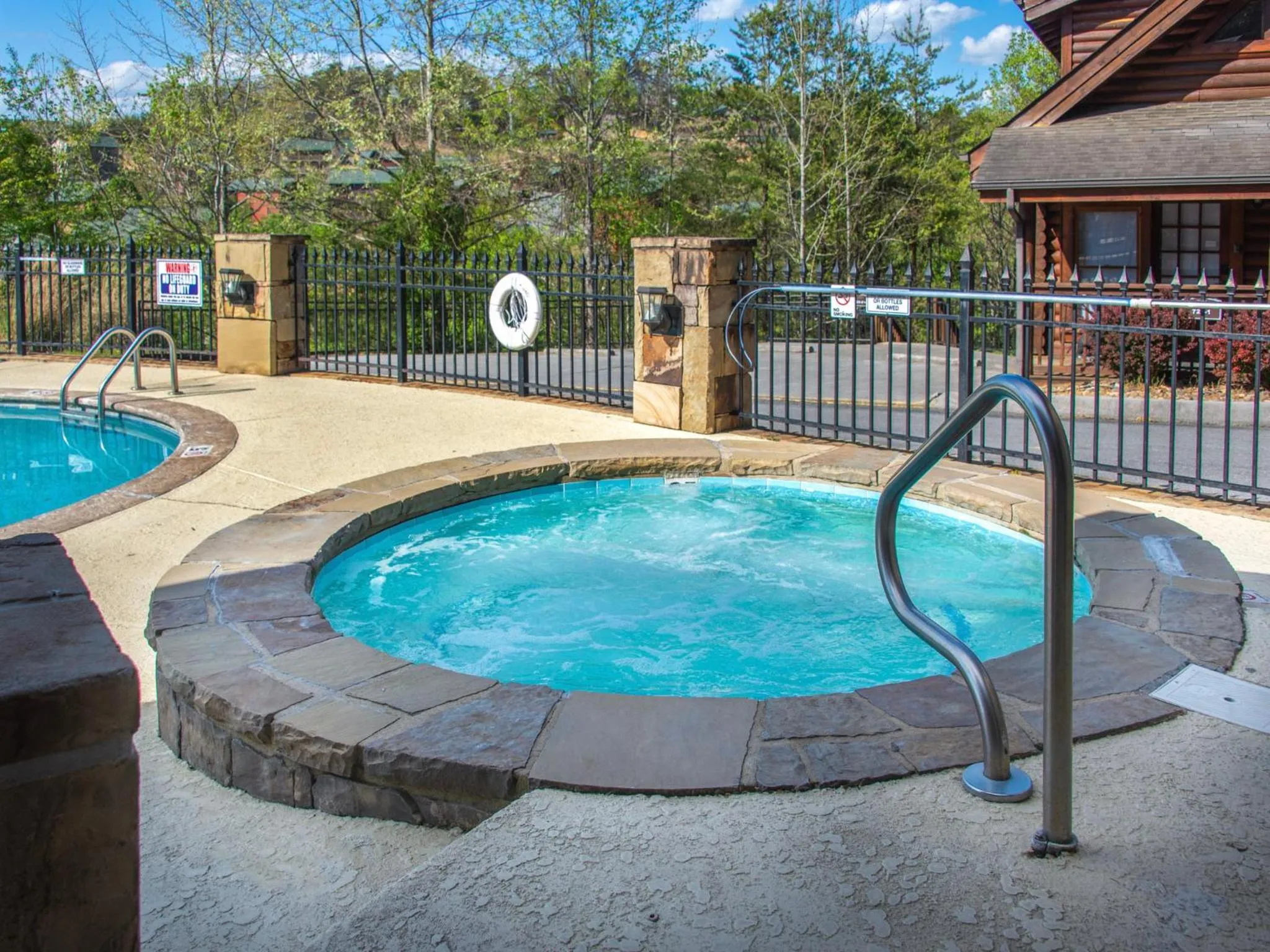 Property building in Lazy Bears Den 2103