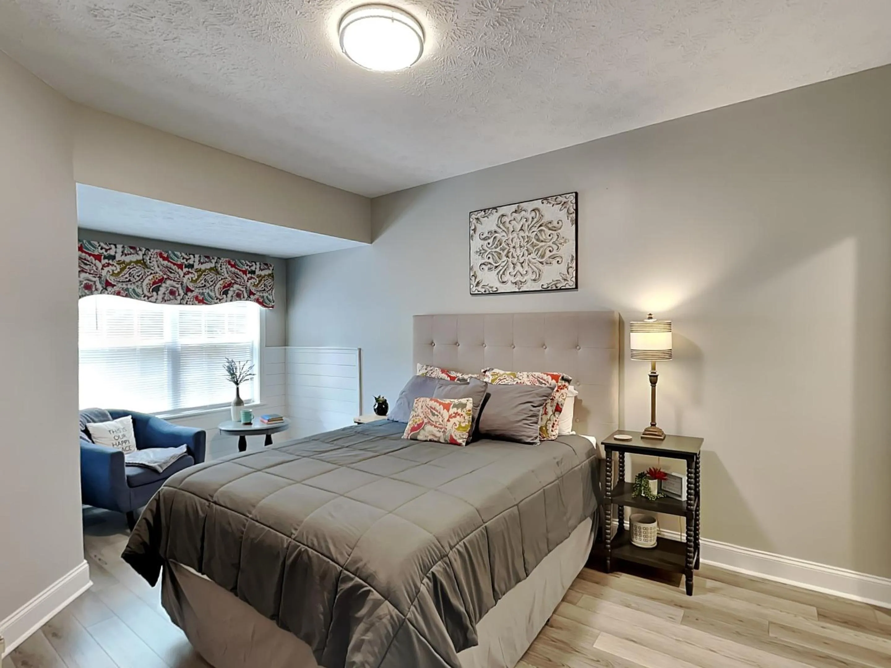 Bed in Lazy Bears Den 2103