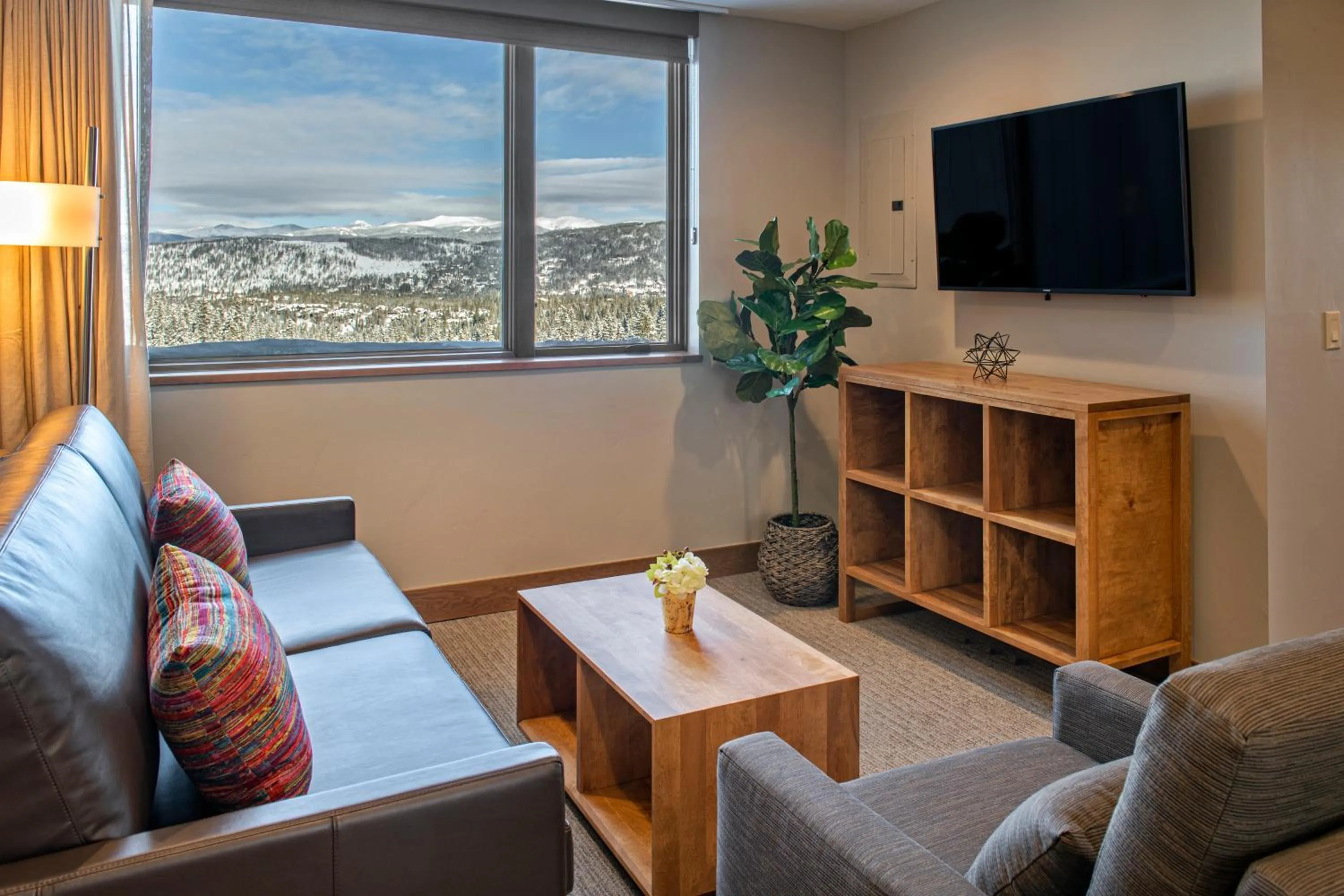 Living room in Grand Colorado on Peak 8