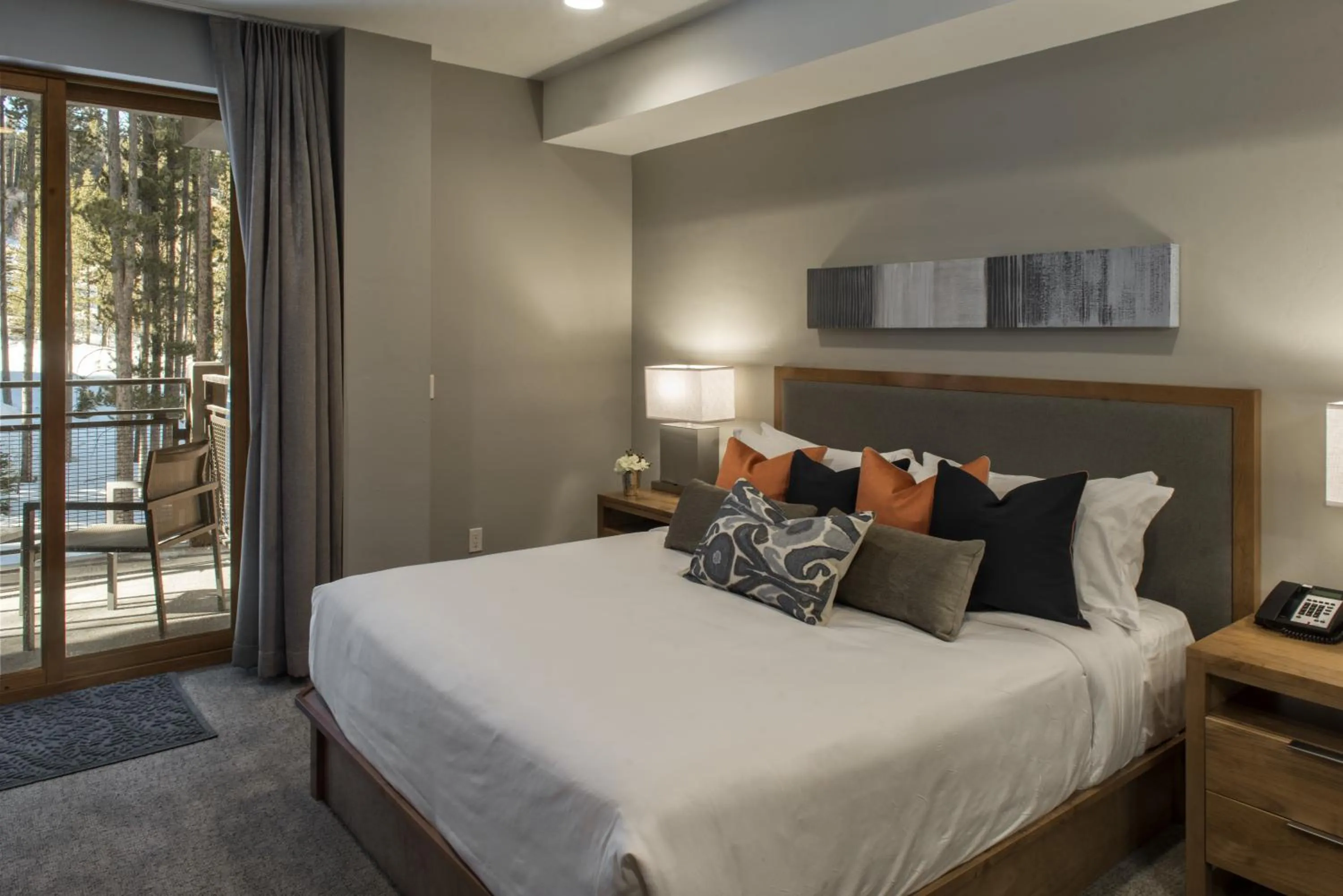 Bedroom, Bed in Grand Colorado on Peak 8