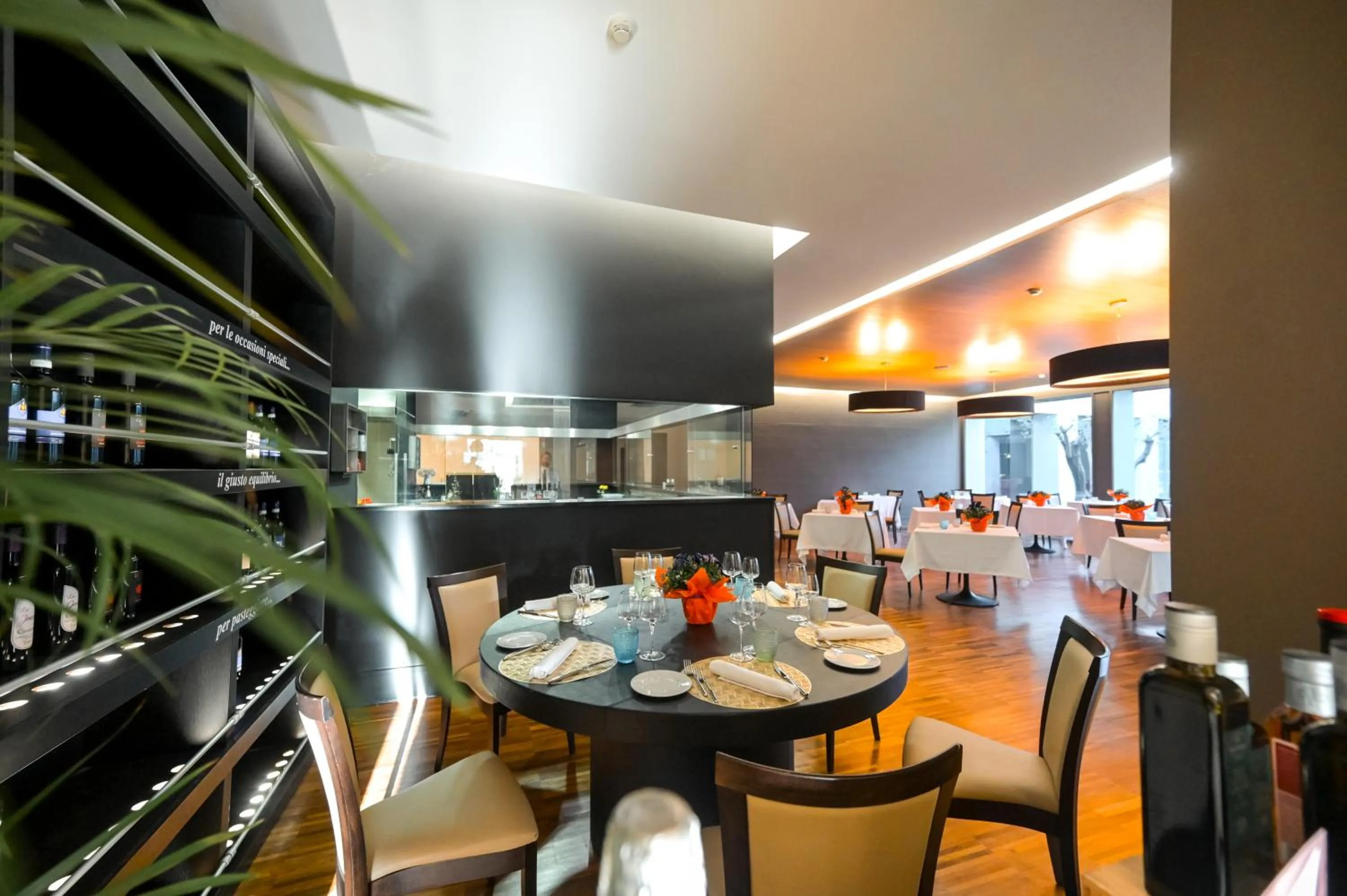 Restaurant/places to eat in Hotel Selene Pomezia