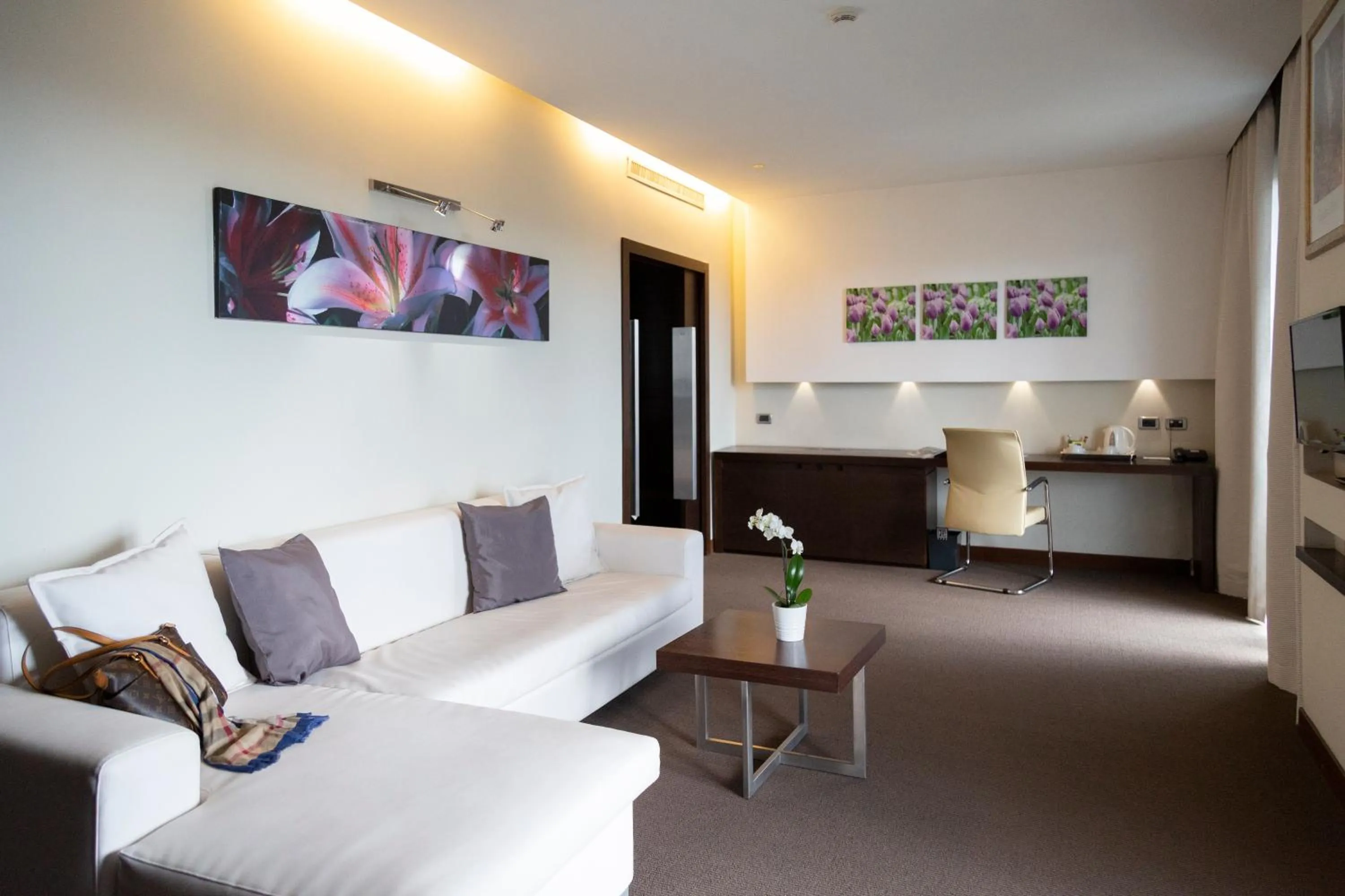 Living room in Hotel Selene Pomezia