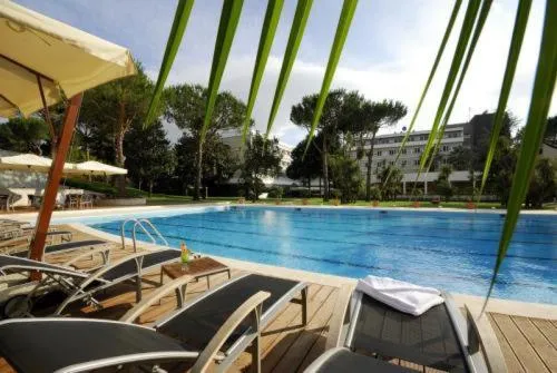 Swimming pool in Hotel Selene Pomezia