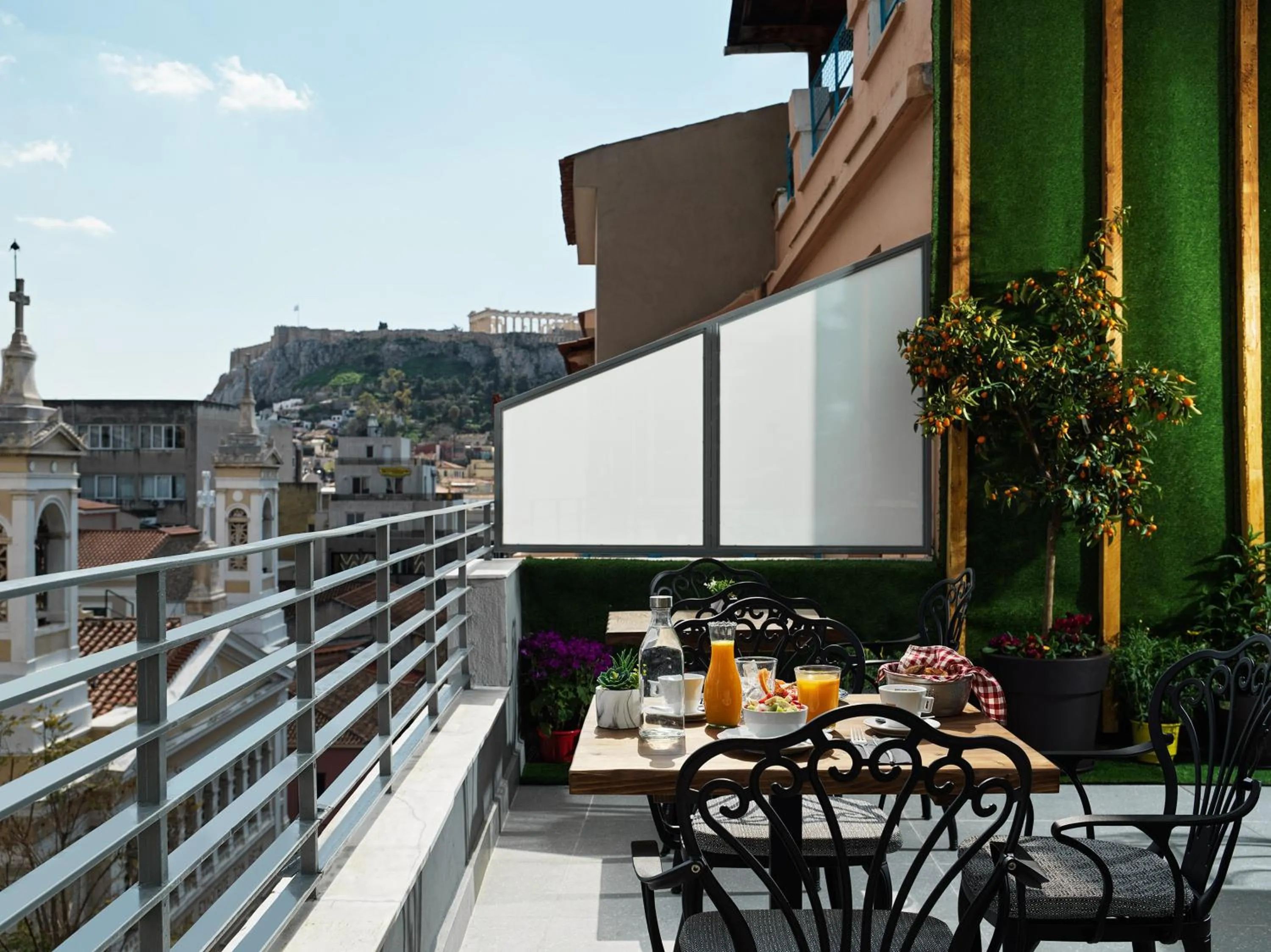 Breakfast in Athens City View Urban Suites