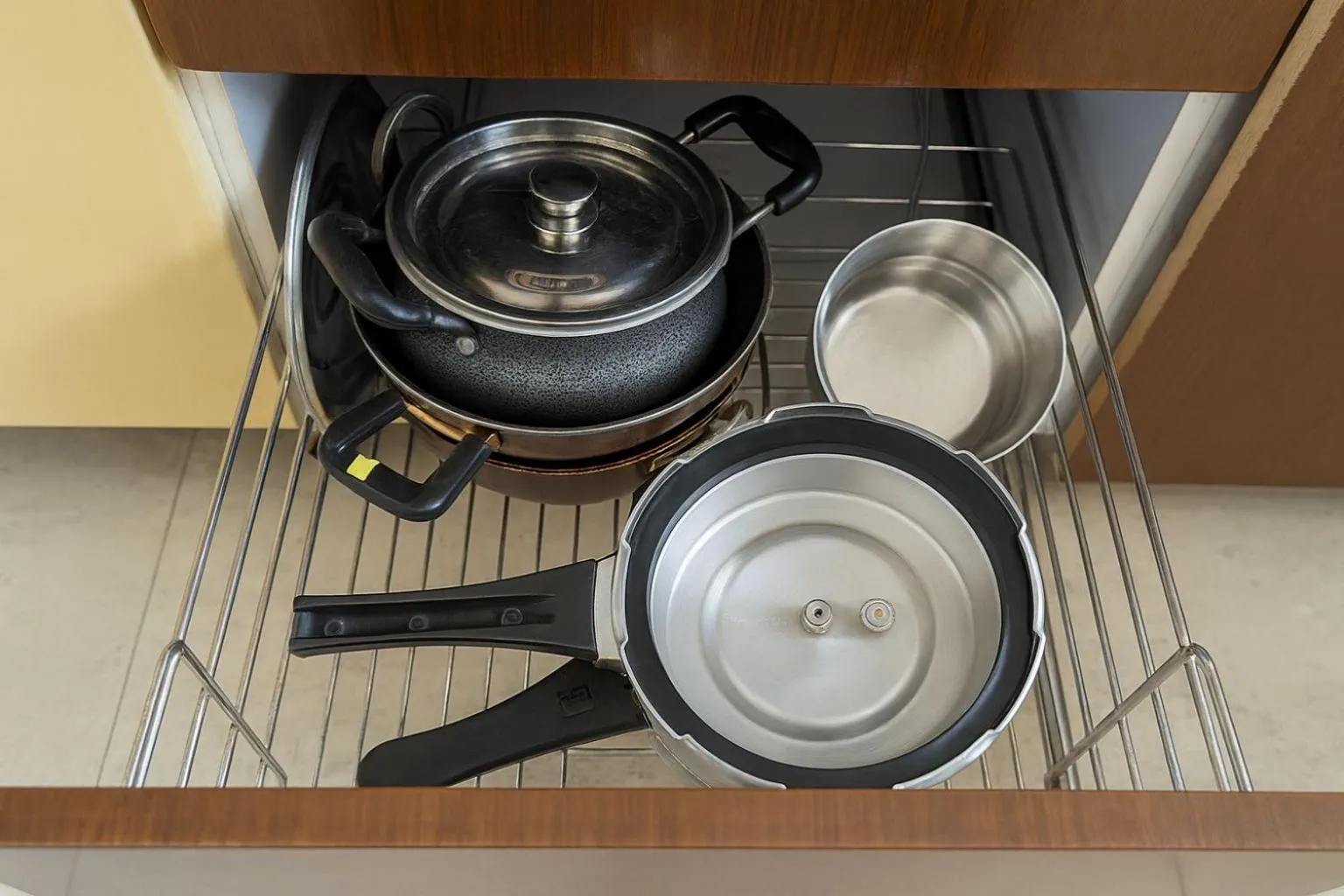 Kitchen or kitchenette in White Fern Stays Serviced Apartments - Gachibowli