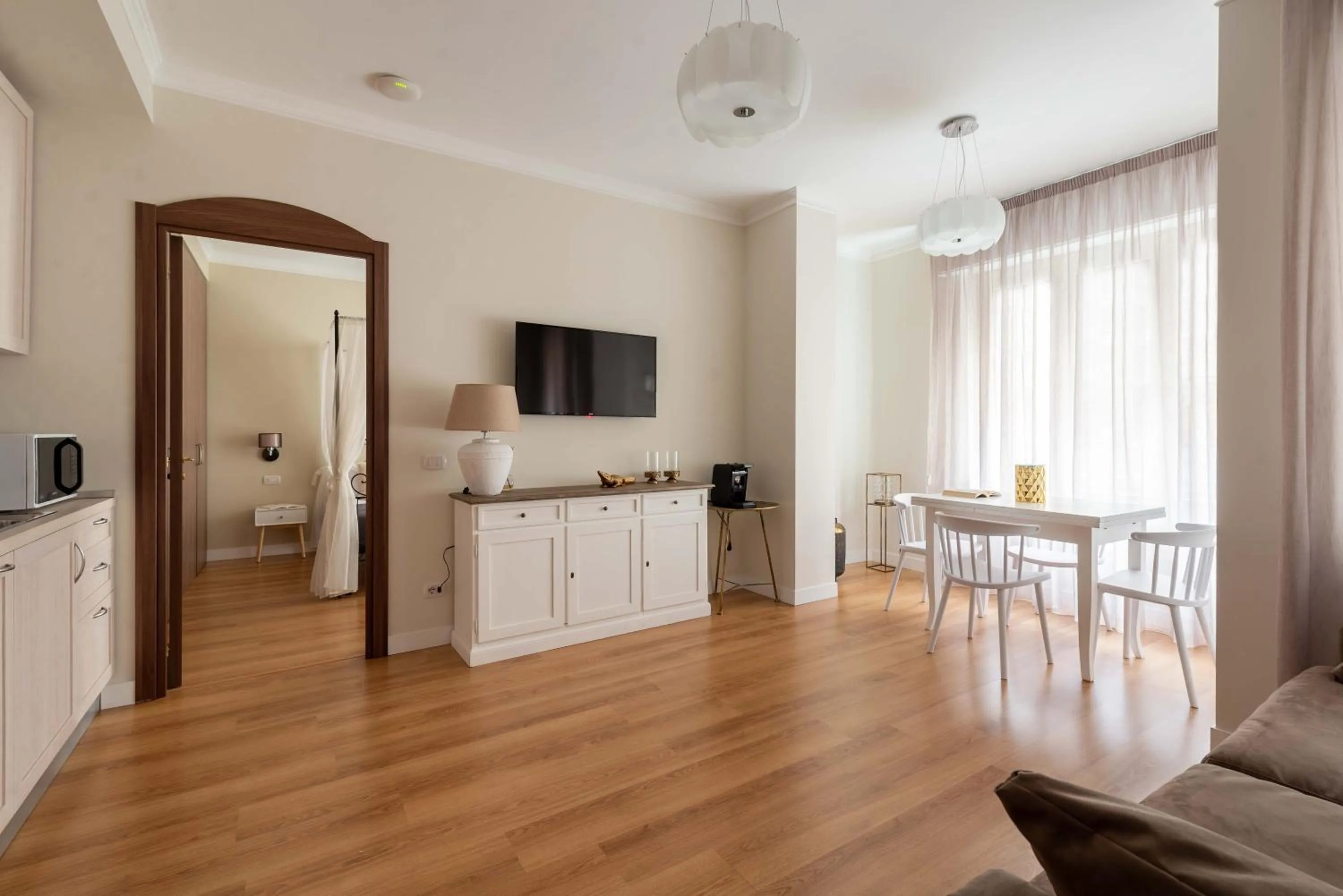 TV and multimedia in SuityRHome Campo de' Fiori