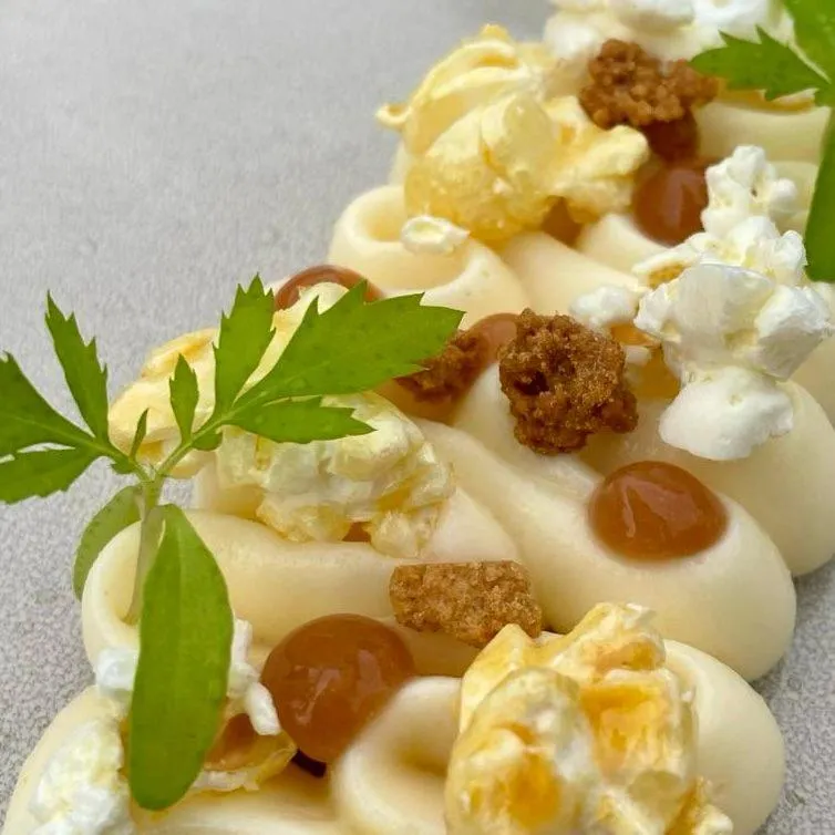 Restaurant/places to eat in Auberge du Relais d'Auniac - Hôtel Bar Restaurant Piscine