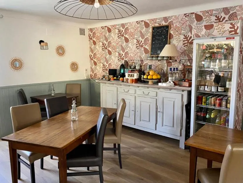 Auberge du Relais d'Auniac - Hôtel Bar Restaurant Piscine