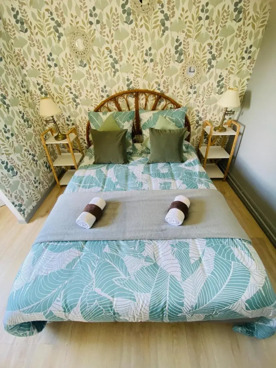 Double Room with Garden View in Auberge du Relais d'Auniac - Hôtel Bar Restaurant Piscine Double Room with Garden View in Auberge du Relais d'Auniac - Hôtel Bar Restaurant Piscine