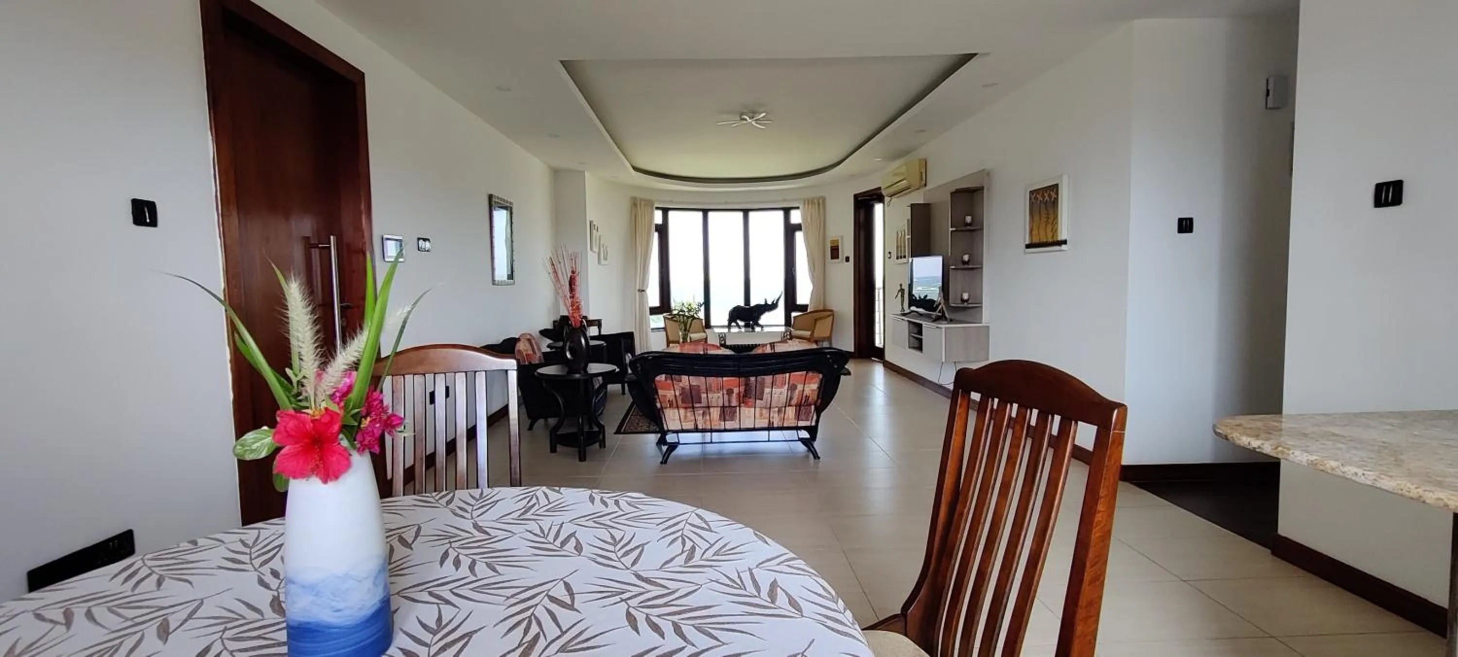 Living room, Bed in English Point Residence Beach Apartments Mombasa