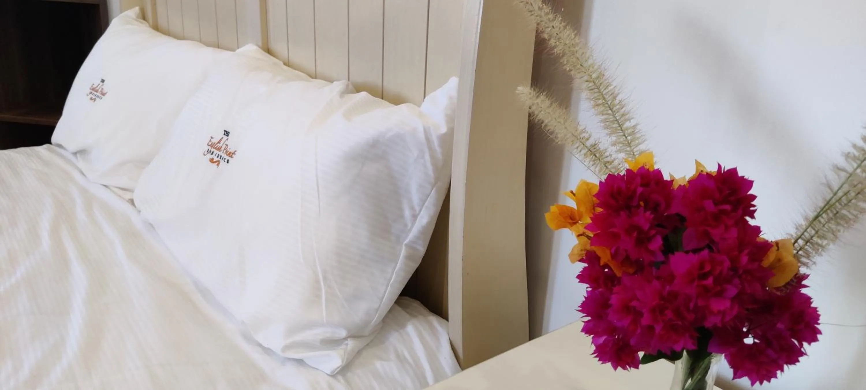 Bed in English Point Residence Beach Apartments Mombasa