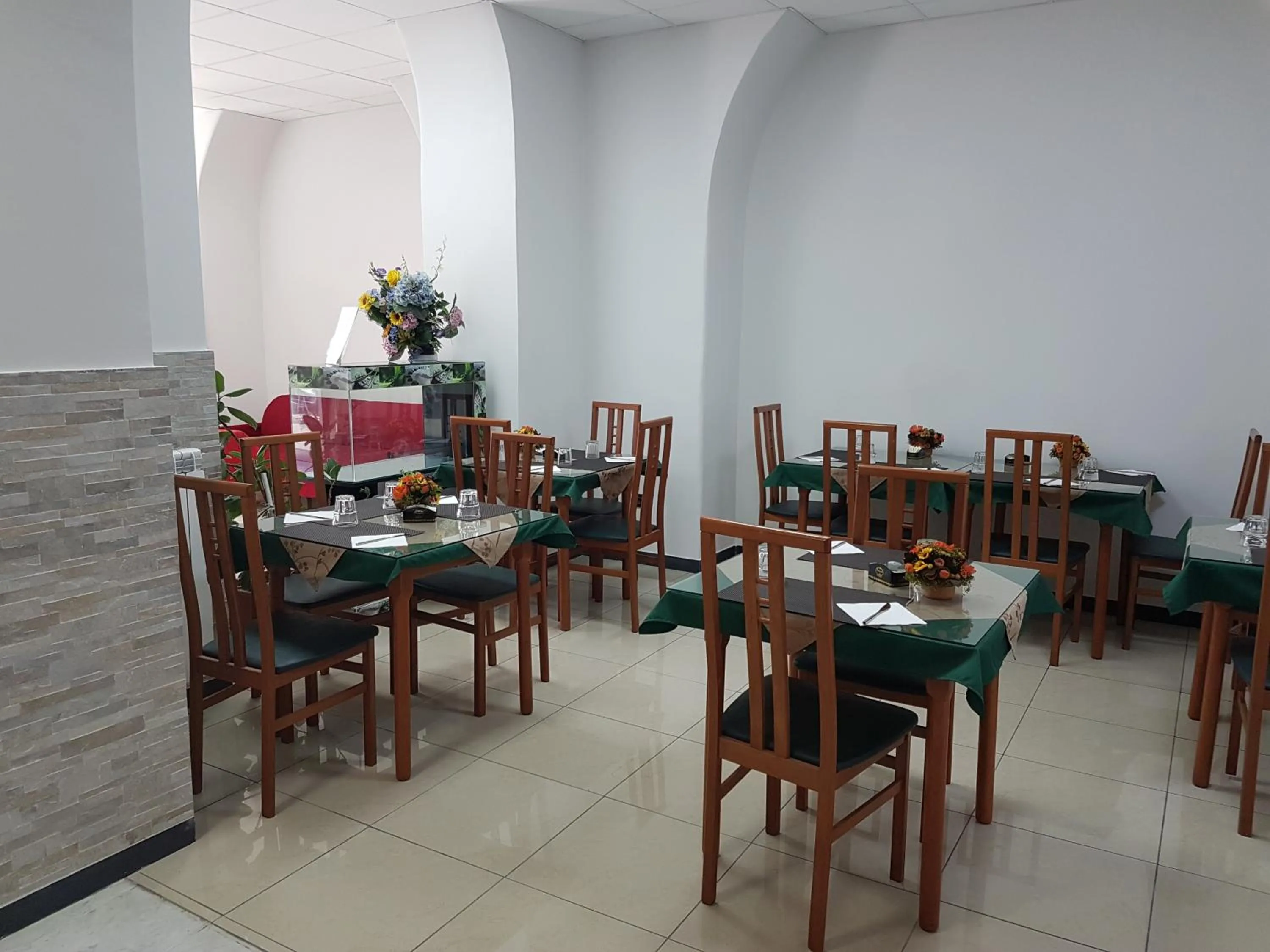 Restaurant/places to eat in Hotel Le Tre Stazioni