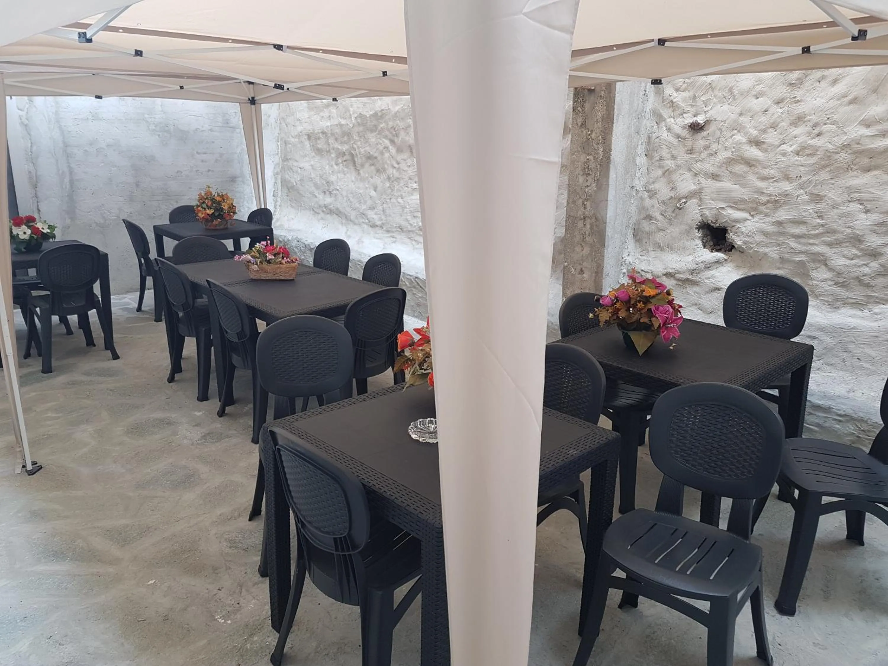 Patio in Hotel Le Tre Stazioni