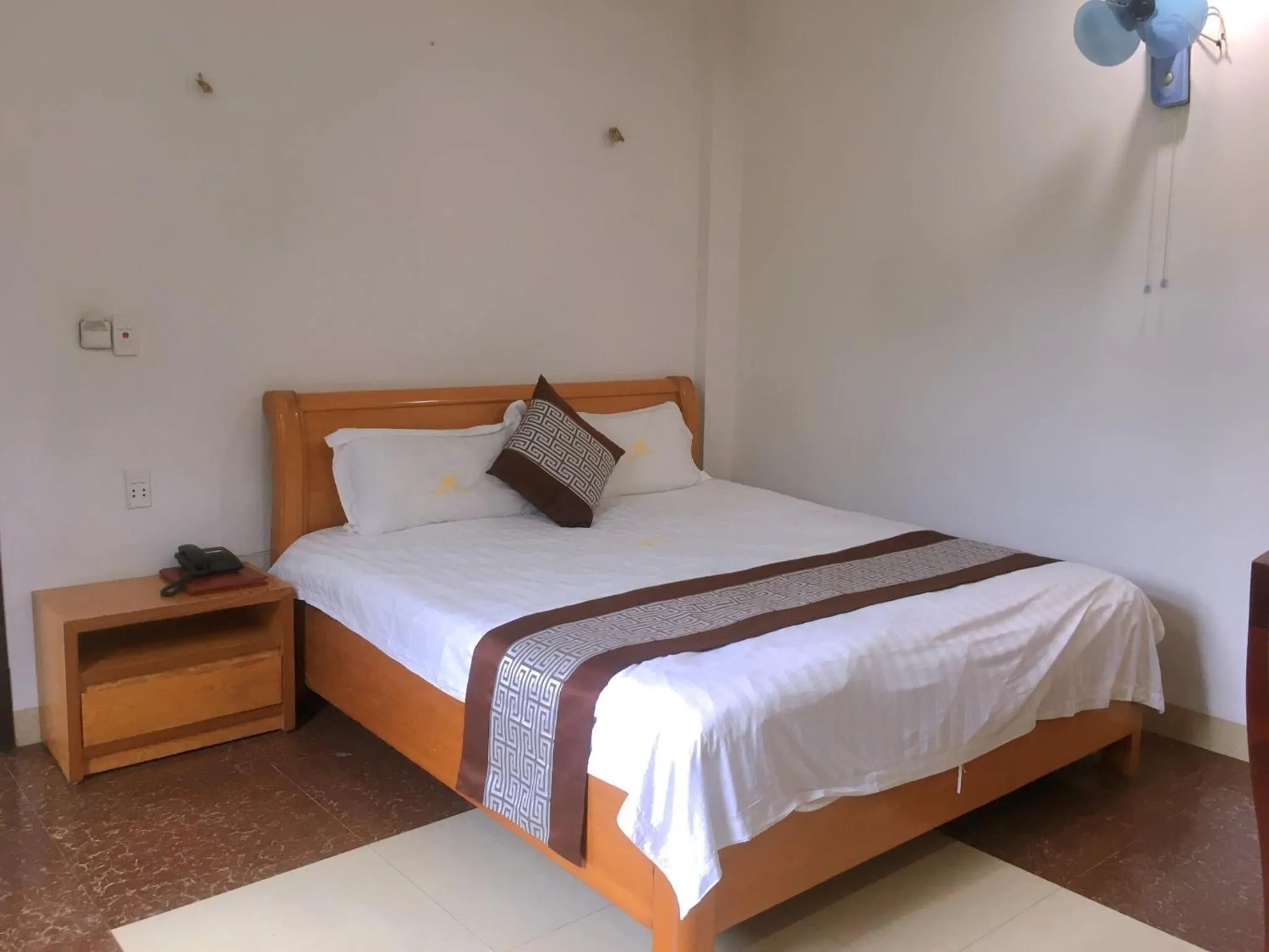 Bed in SONG HONG VIEW HOTEL