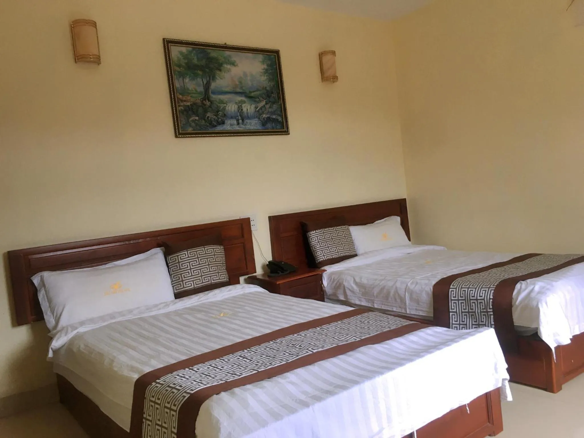 Bed in SONG HONG VIEW HOTEL